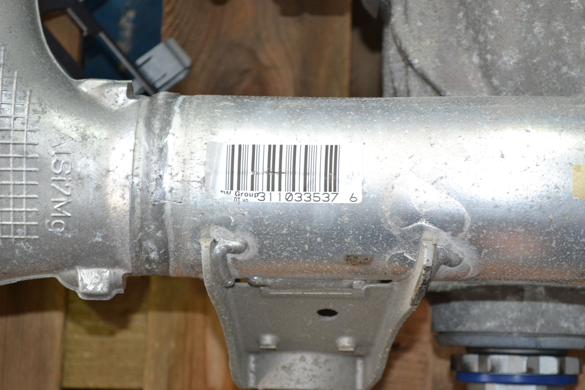 https://ycs.partsauto.market/partsauto-images/thmbs/userImages/b7628e092085f1f91467af1afb6e7630/part/e0422136-805b-48df-8720-92ab1cc7e392_1779435342338.jpg