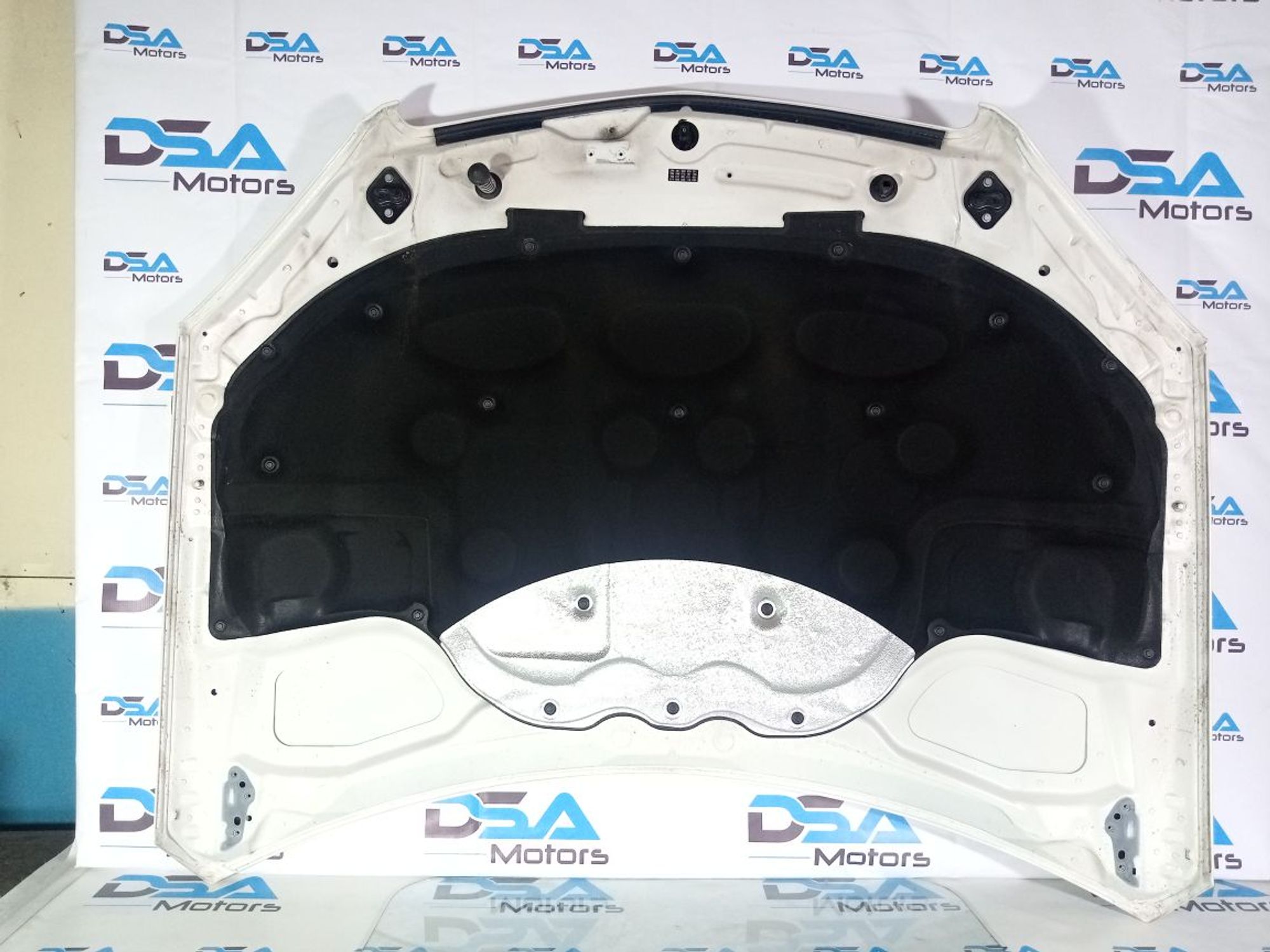 https://ycs.partsauto.market/partsauto-images/thmbs/userImages/b7628e092085f1f91467af1afb6e7630/part/e0523b53-26fa-44c2-8b1a-2a5877470fb4_1741072534849.jpg