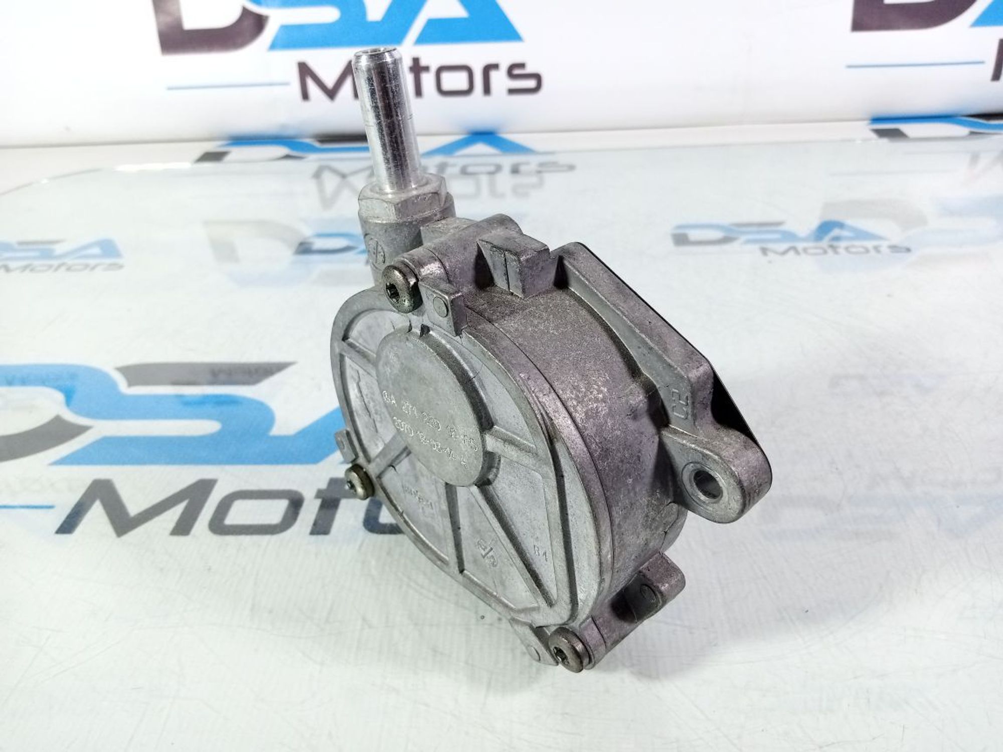 https://ycs.partsauto.market/partsauto-images/thmbs/userImages/b7628e092085f1f91467af1afb6e7630/part/e07a2680-c45d-4257-81c2-6aee57b01bf2_1740142604319.jpg