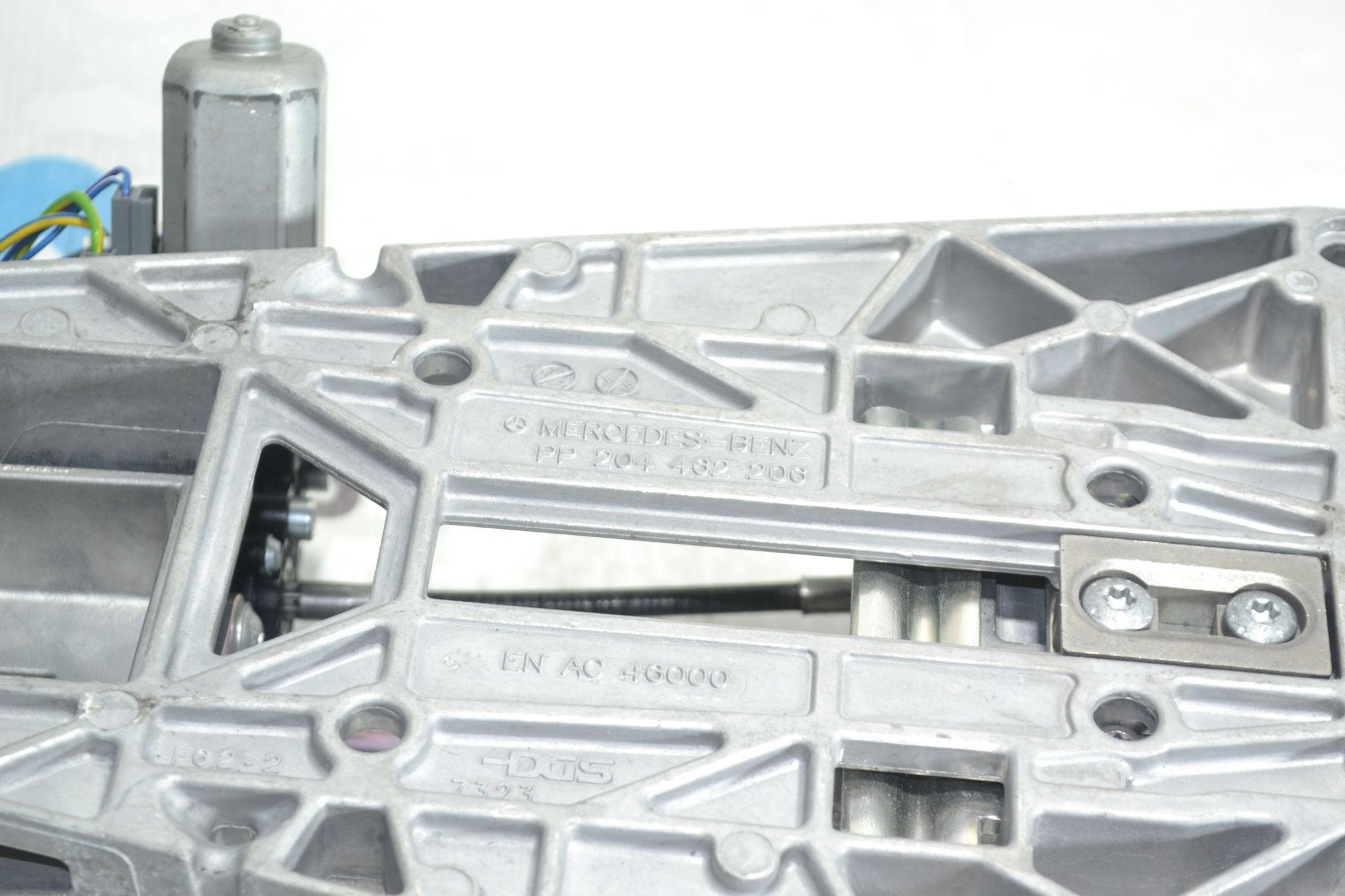 https://ycs.partsauto.market/partsauto-images/thmbs/userImages/b7628e092085f1f91467af1afb6e7630/part/e0d58b8d-8afa-4a11-9429-5405324b1fbf_1781170560509.jpg