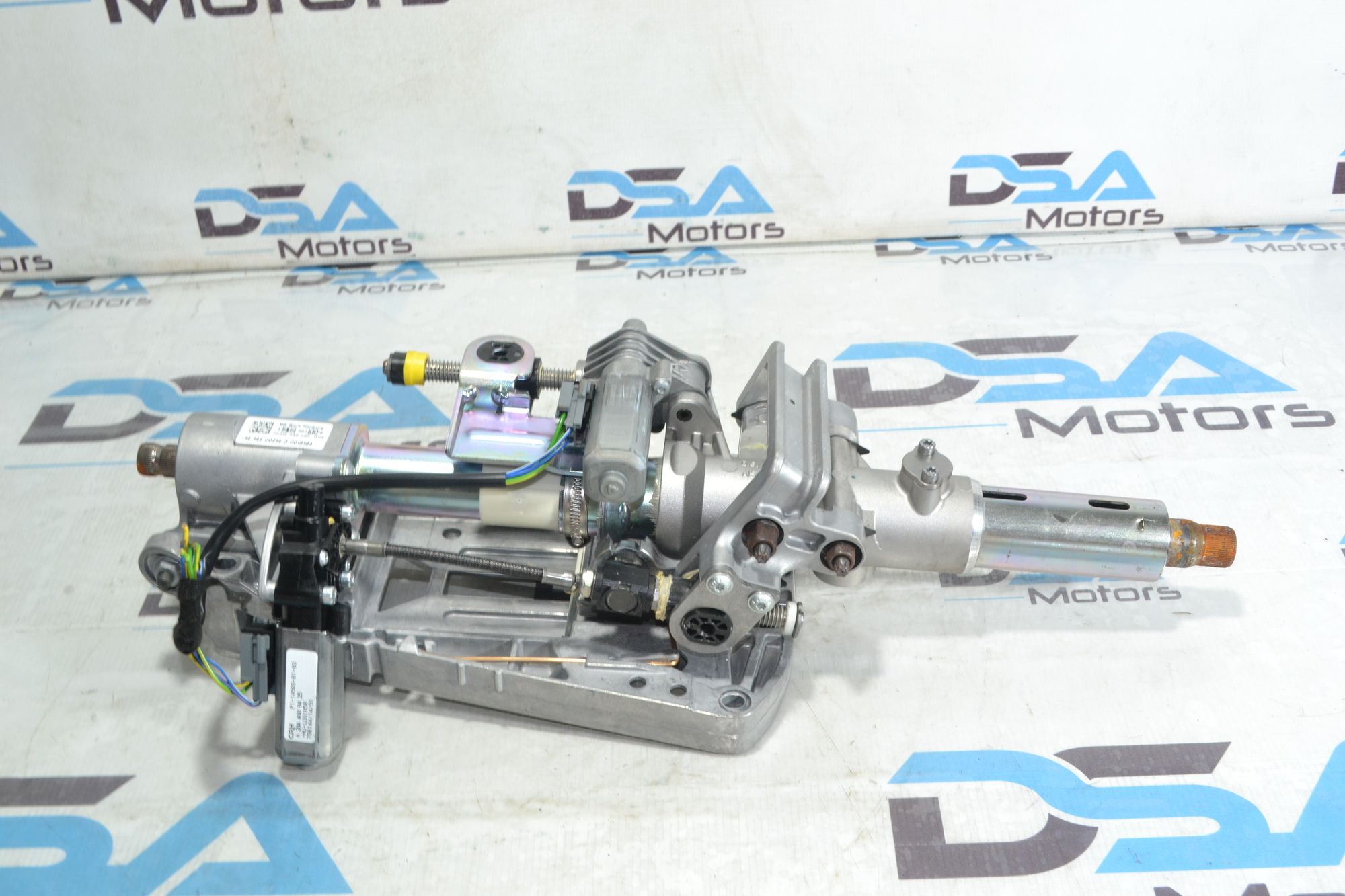 https://ycs.partsauto.market/partsauto-images/thmbs/userImages/b7628e092085f1f91467af1afb6e7630/part/e107a162-9b44-4d7c-857f-78608924f794_1781170559945.jpg