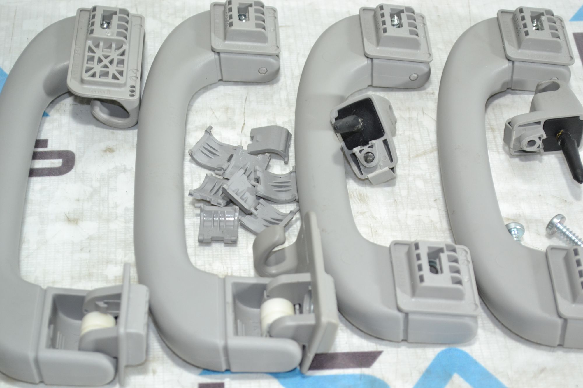 https://ycs.partsauto.market/partsauto-images/thmbs/userImages/b7628e092085f1f91467af1afb6e7630/part/e15e1dbd-9e2e-4942-9c2b-be84b92a1b09_1780919220274.jpg
