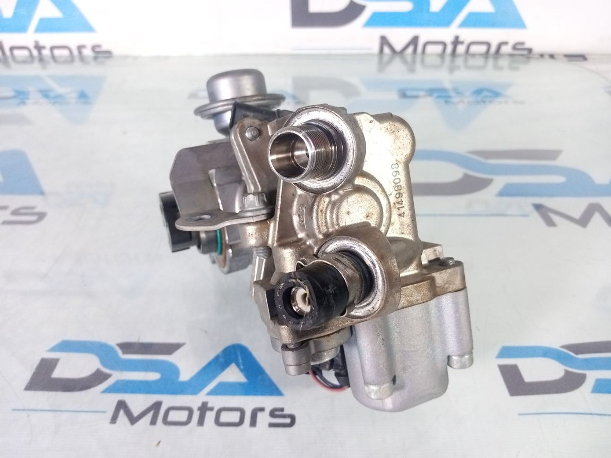 https://ycs.partsauto.market/partsauto-images/thmbs/userImages/b7628e092085f1f91467af1afb6e7630/part/e17a9b43-7133-414b-855c-53fa5d524e41_1732541217306.jpg