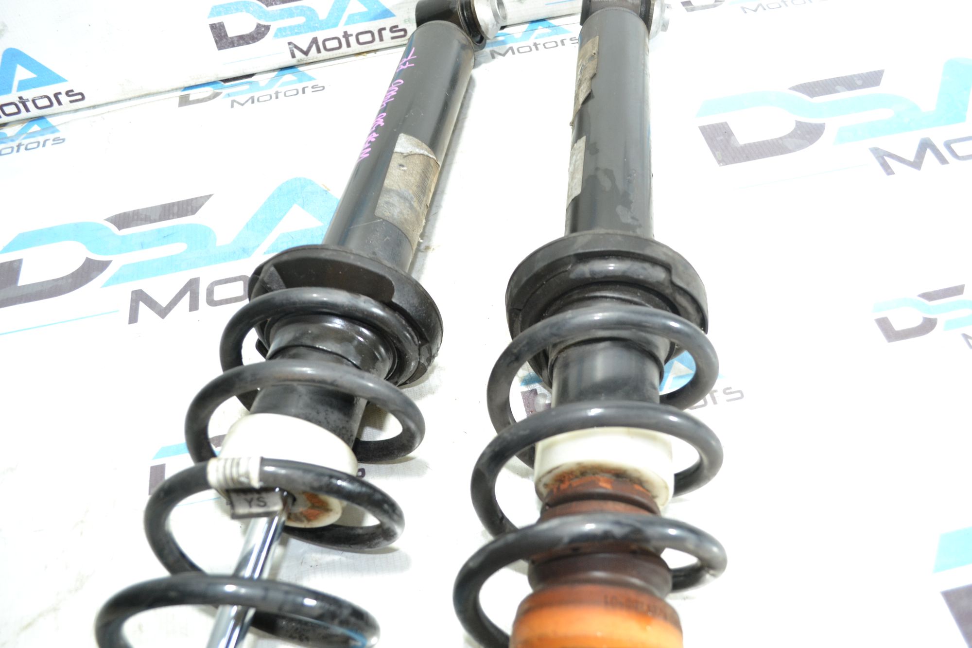 https://ycs.partsauto.market/partsauto-images/thmbs/userImages/b7628e092085f1f91467af1afb6e7630/part/e18dcaa2-f5fd-4d06-9d8a-faaabbb50b6c_1784802524335.jpg