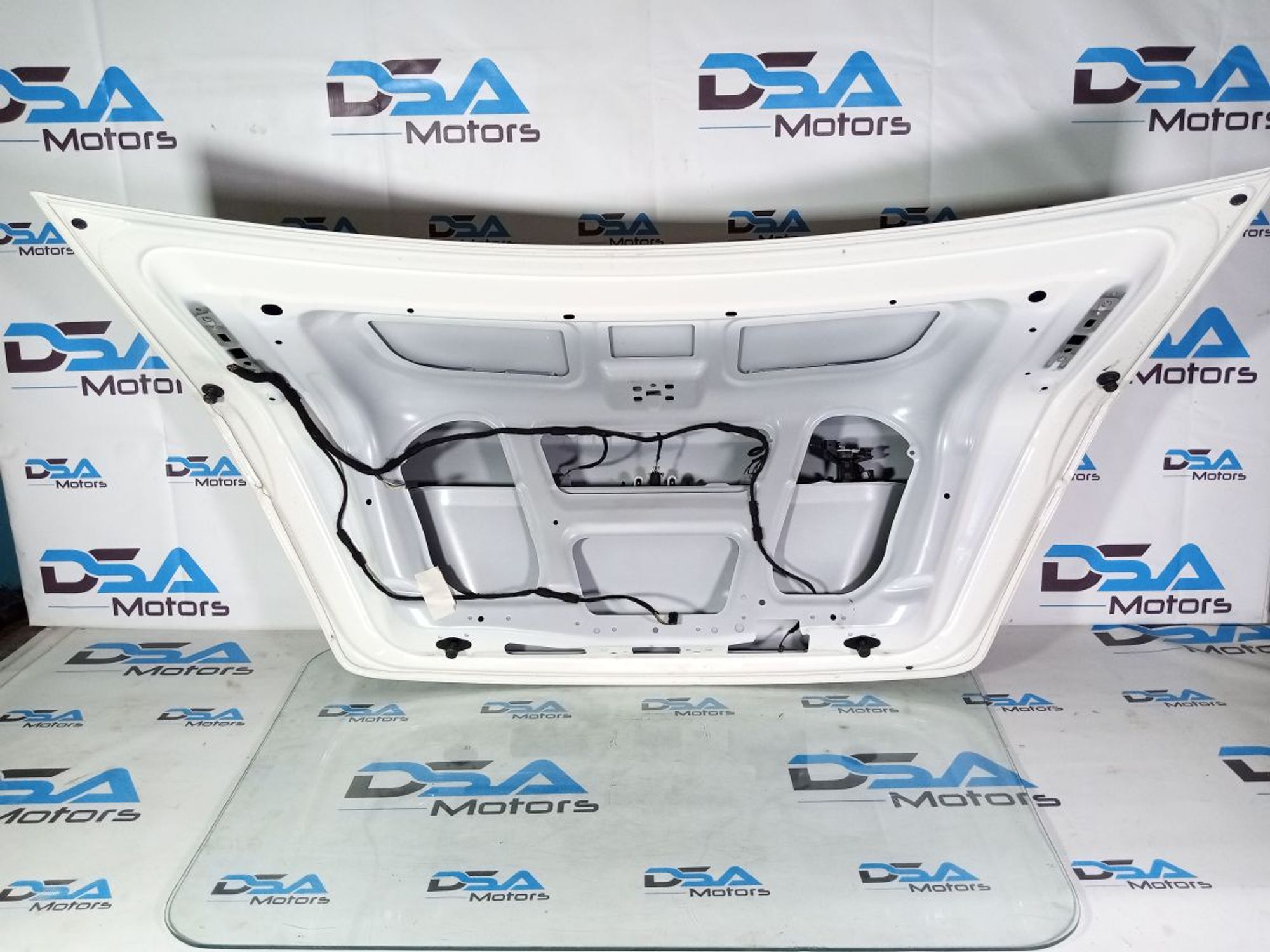 https://ycs.partsauto.market/partsauto-images/thmbs/userImages/b7628e092085f1f91467af1afb6e7630/part/e19a8e42-f3f8-44cf-abcd-8153f299c935_1745843721205.jpg