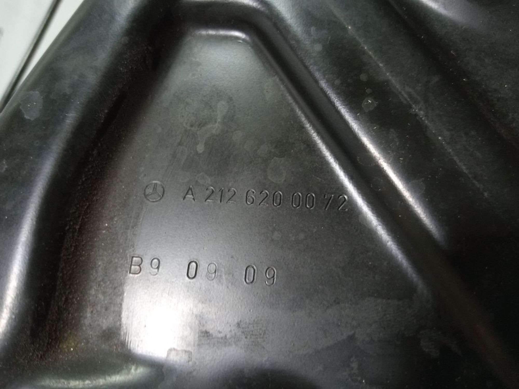 https://ycs.partsauto.market/partsauto-images/thmbs/userImages/b7628e092085f1f91467af1afb6e7630/part/e19da04c-2c84-42b3-b70c-7d5b6fb08286_1749494552606.jpg