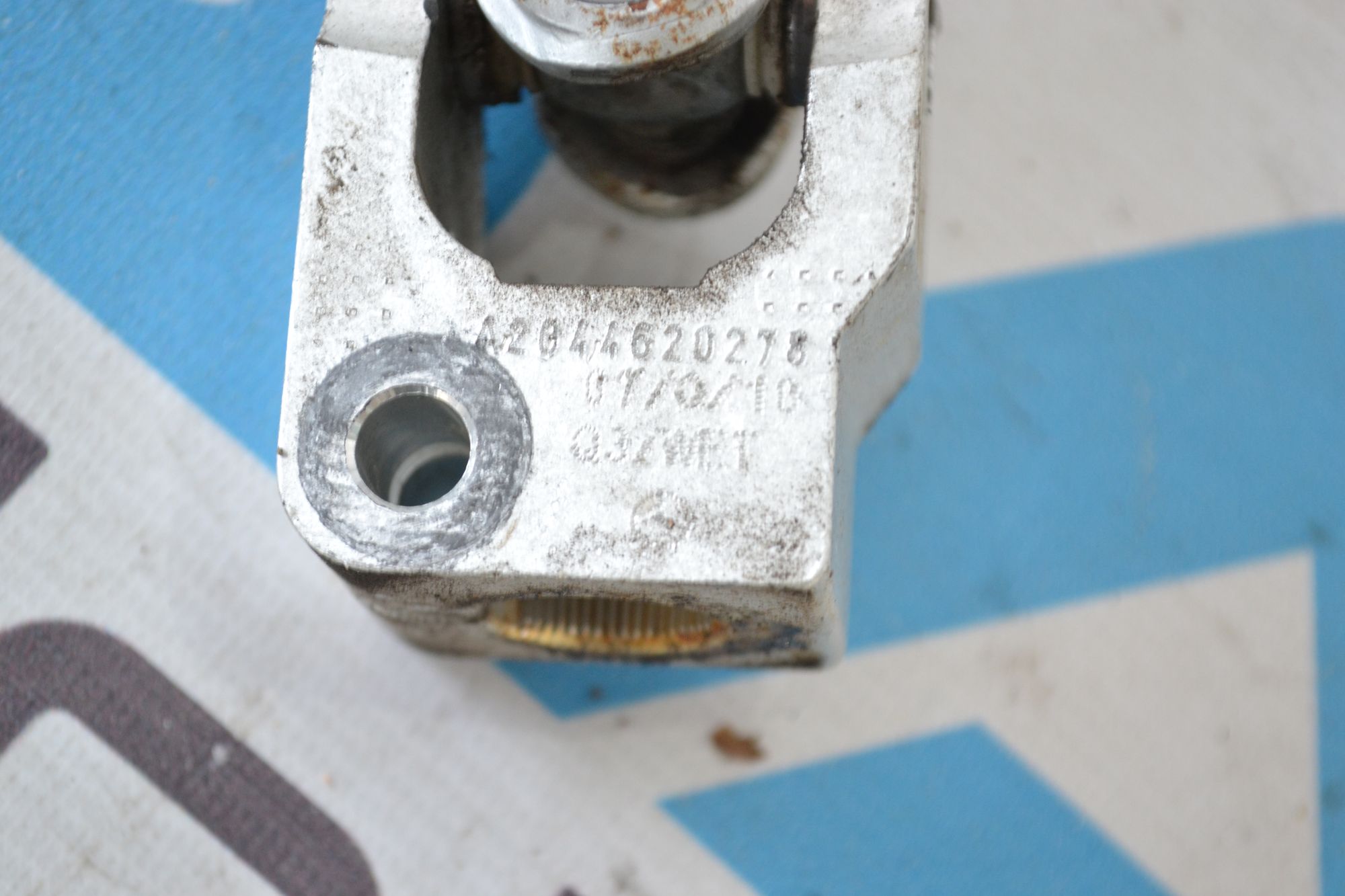 https://ycs.partsauto.market/partsauto-images/thmbs/userImages/b7628e092085f1f91467af1afb6e7630/part/e1a251db-aed3-4d96-94a3-bb3cb82fab4c_1785310756637.jpg