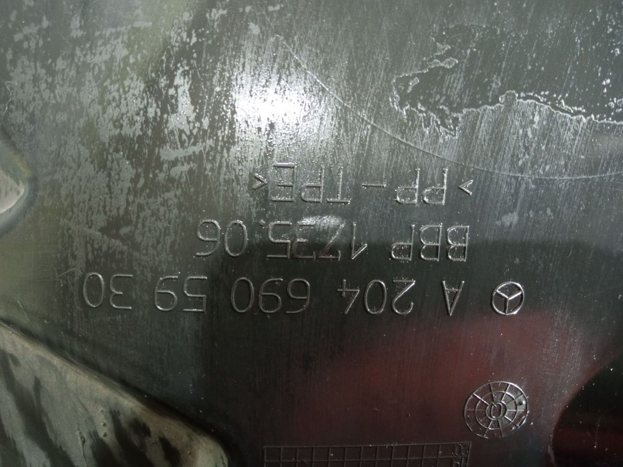 https://ycs.partsauto.market/partsauto-images/thmbs/userImages/b7628e092085f1f91467af1afb6e7630/part/e1e37b1f-89a7-4b60-8f30-0616cef4e65c_1733650673481.jpg