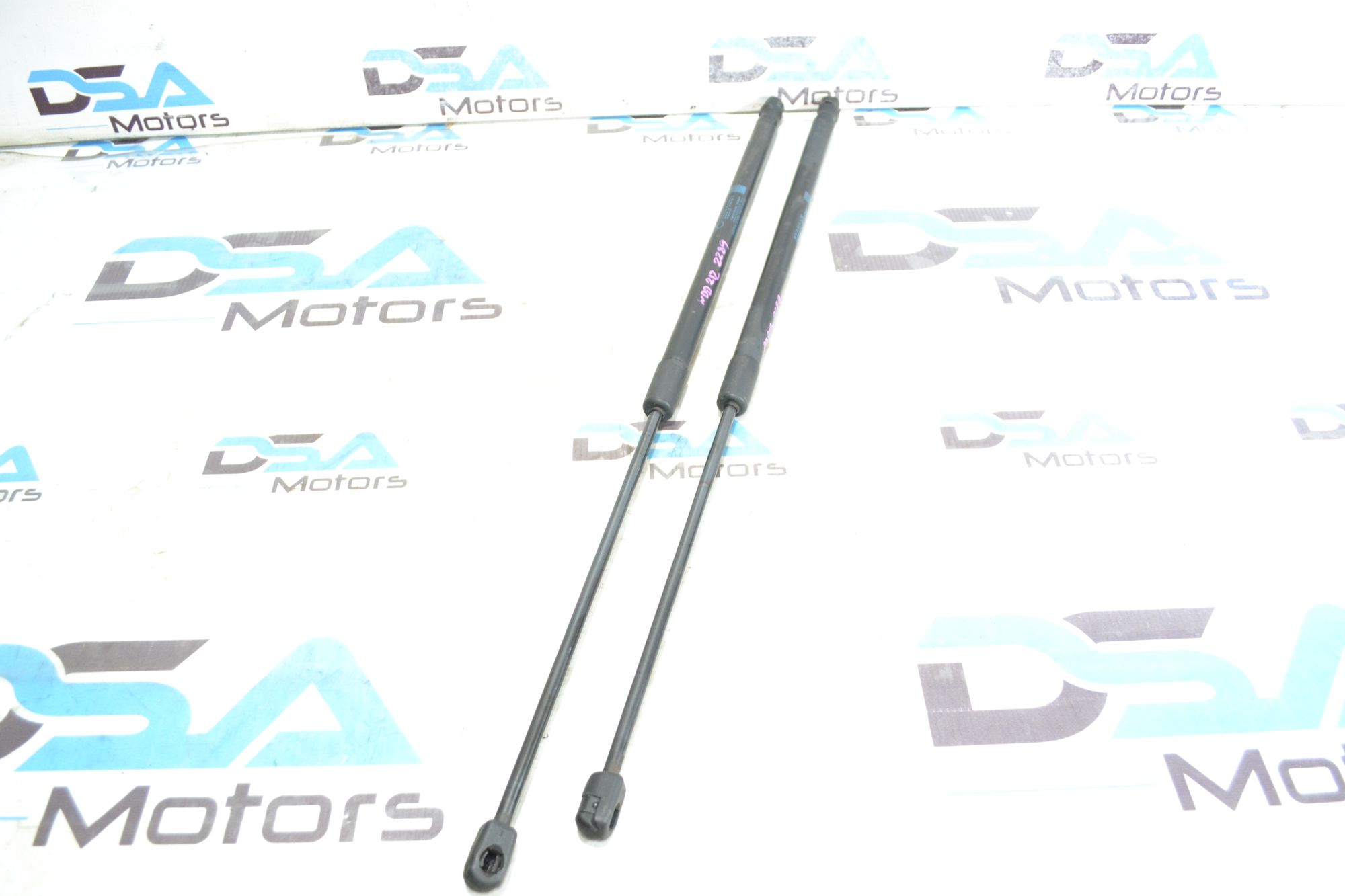 https://ycs.partsauto.market/partsauto-images/thmbs/userImages/b7628e092085f1f91467af1afb6e7630/part/e1ef961d-e609-4ef1-90ab-ffba7b3f9001_1785394189392.jpg