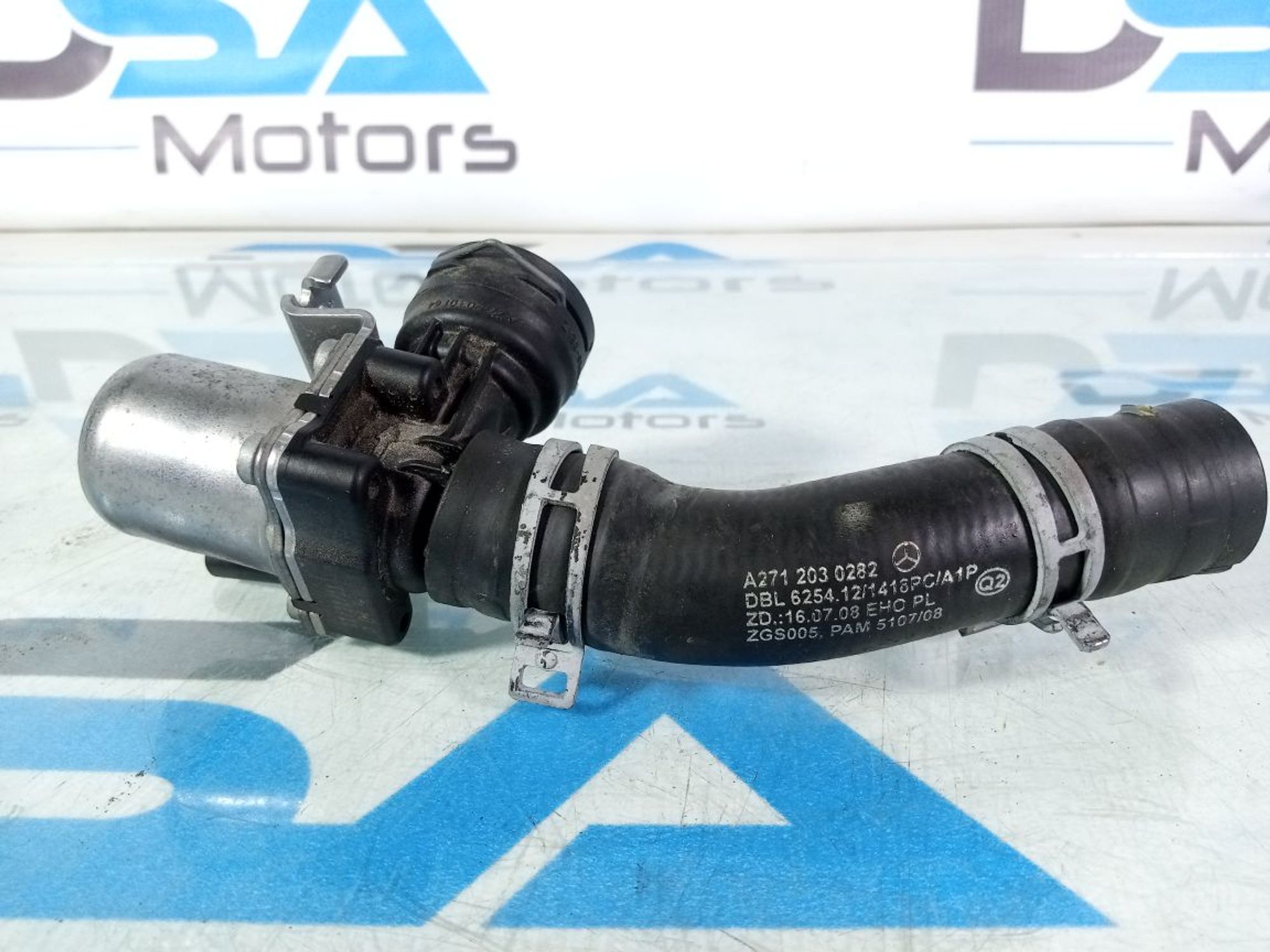 https://ycs.partsauto.market/partsauto-images/thmbs/userImages/b7628e092085f1f91467af1afb6e7630/part/e247c3d9-def1-40b3-ac3e-67a1afc1cc6d_1744639951042.jpg