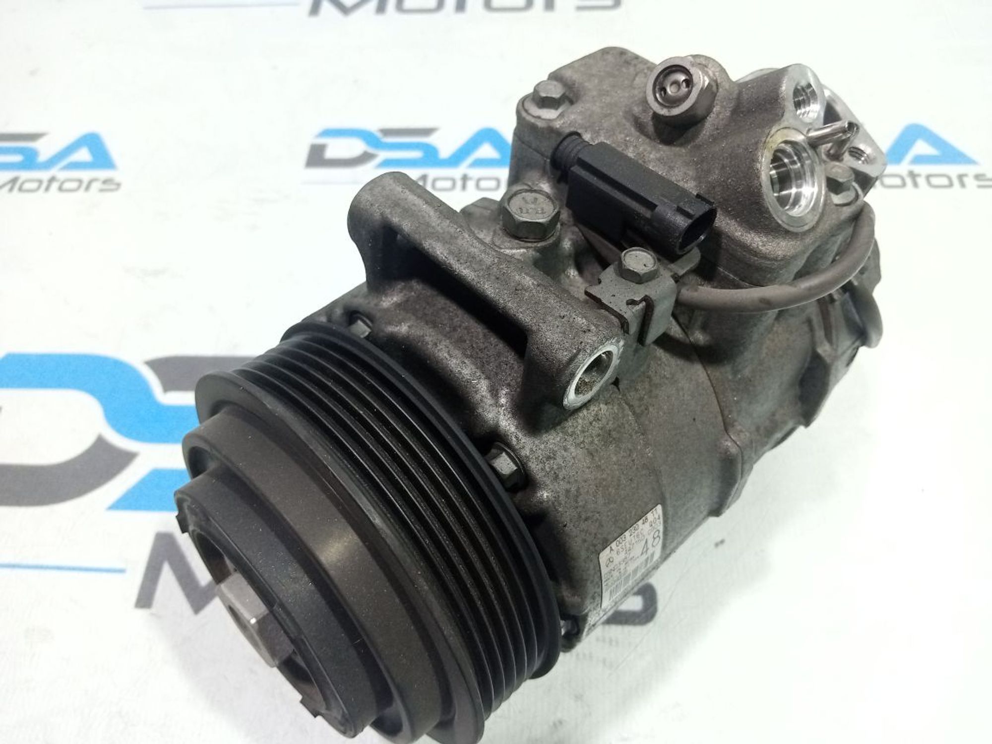 https://ycs.partsauto.market/partsauto-images/thmbs/userImages/b7628e092085f1f91467af1afb6e7630/part/e2720a5d-d9d2-4e13-aef9-42a1c25cb136_1748887270350.jpg