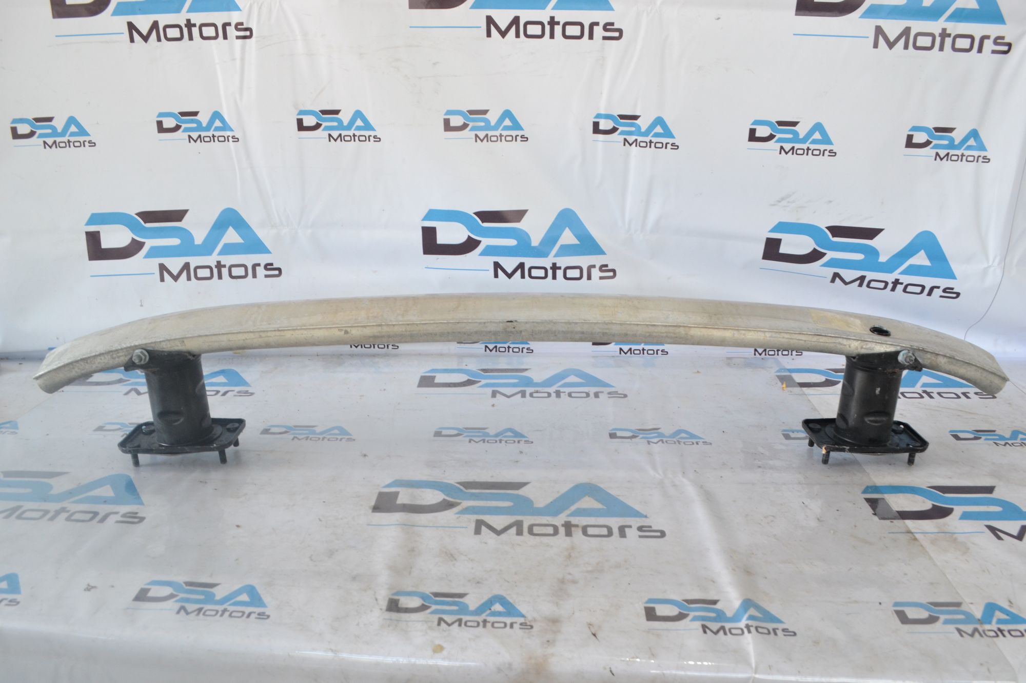 https://ycs.partsauto.market/partsauto-images/thmbs/userImages/b7628e092085f1f91467af1afb6e7630/part/e2d7ed6d-89f9-4fca-bcd5-96d7549fa88f_1781518165990.jpg
