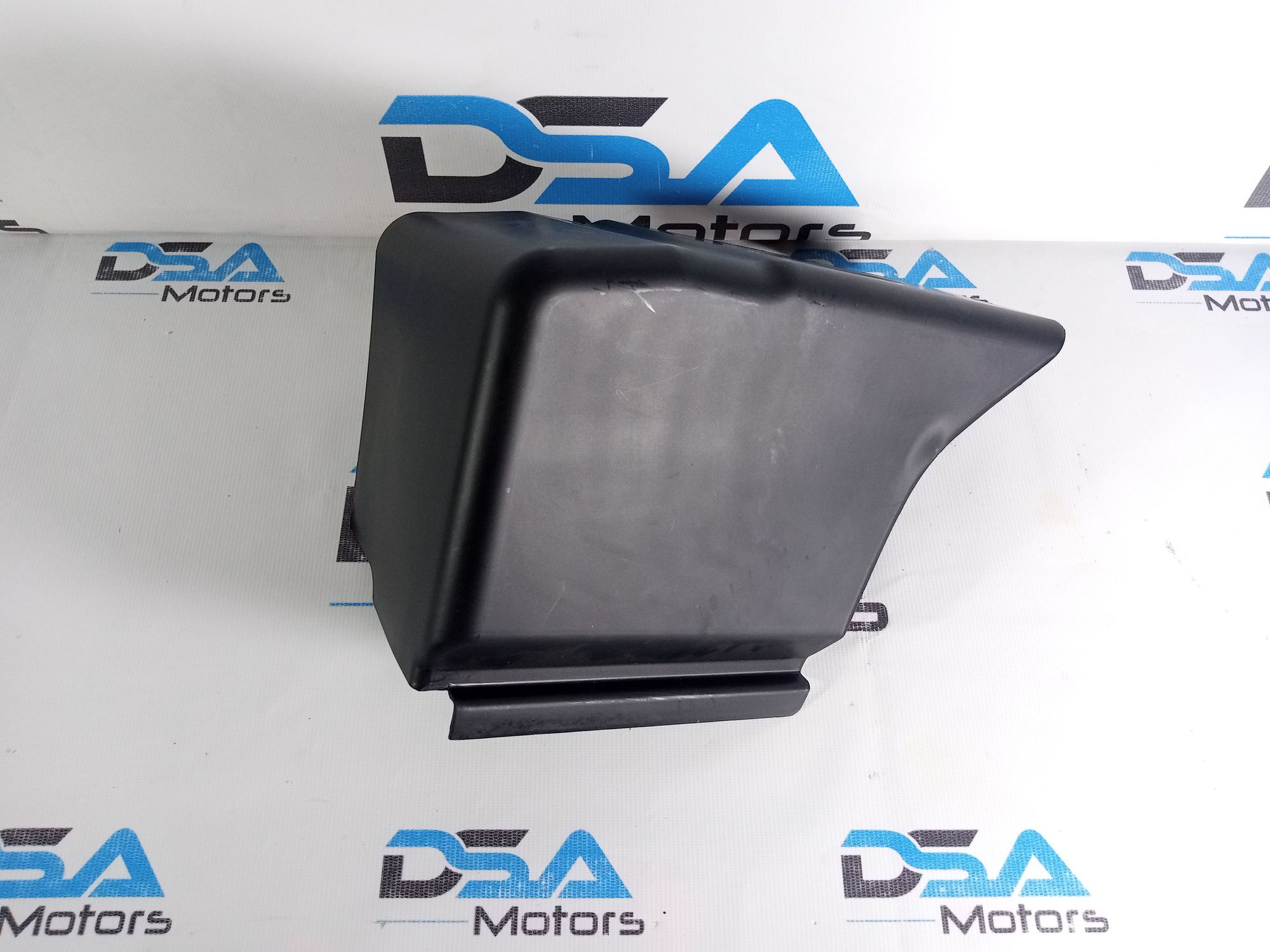 https://ycs.partsauto.market/partsauto-images/thmbs/userImages/b7628e092085f1f91467af1afb6e7630/part/e2df66b9-3d35-4b3d-bea2-ebe57f8c3f4a_1712911888576.jpg