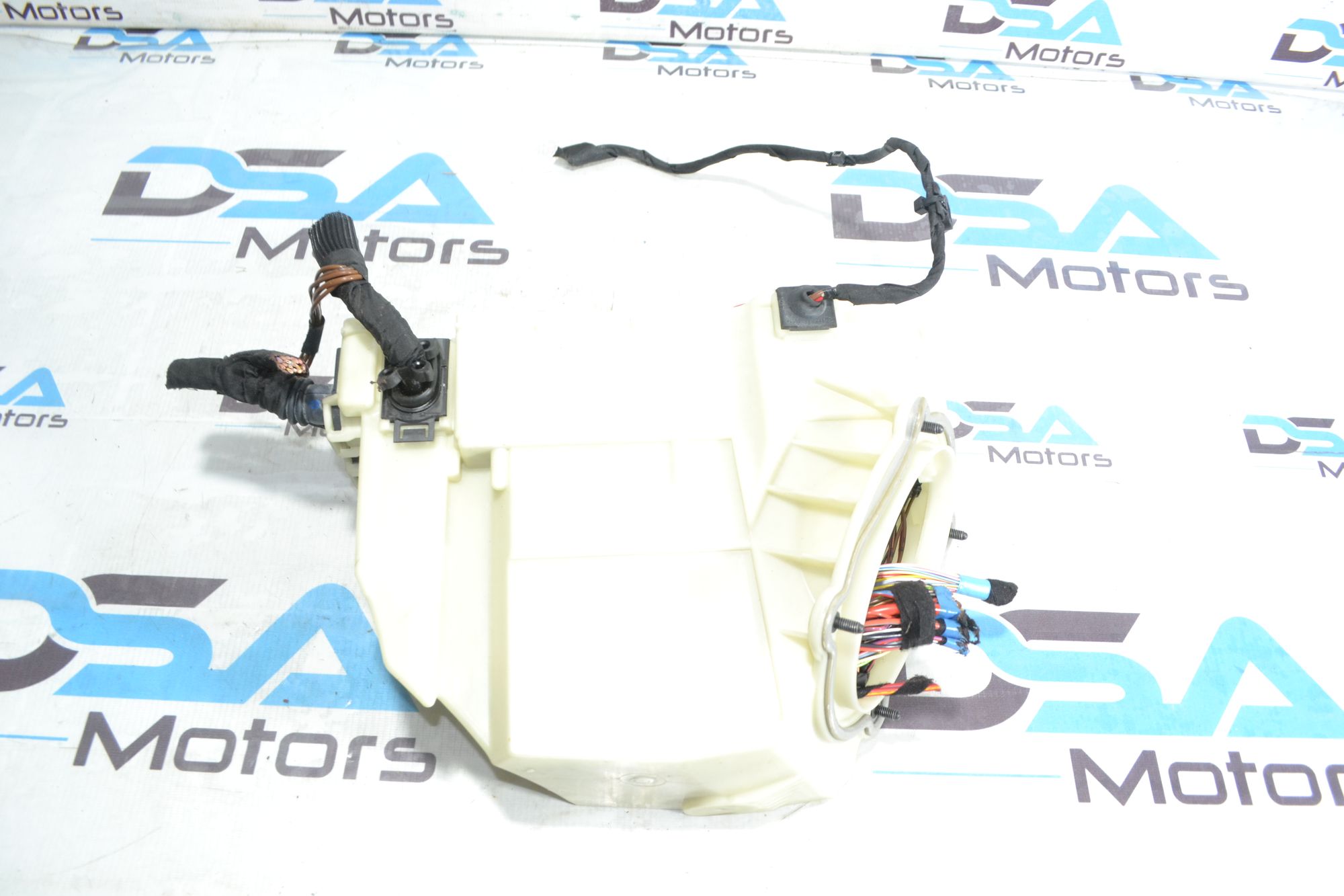 https://ycs.partsauto.market/partsauto-images/thmbs/userImages/b7628e092085f1f91467af1afb6e7630/part/e2ec24ed-c12e-4941-9ad1-d84e1984f377_1781175249337.jpg