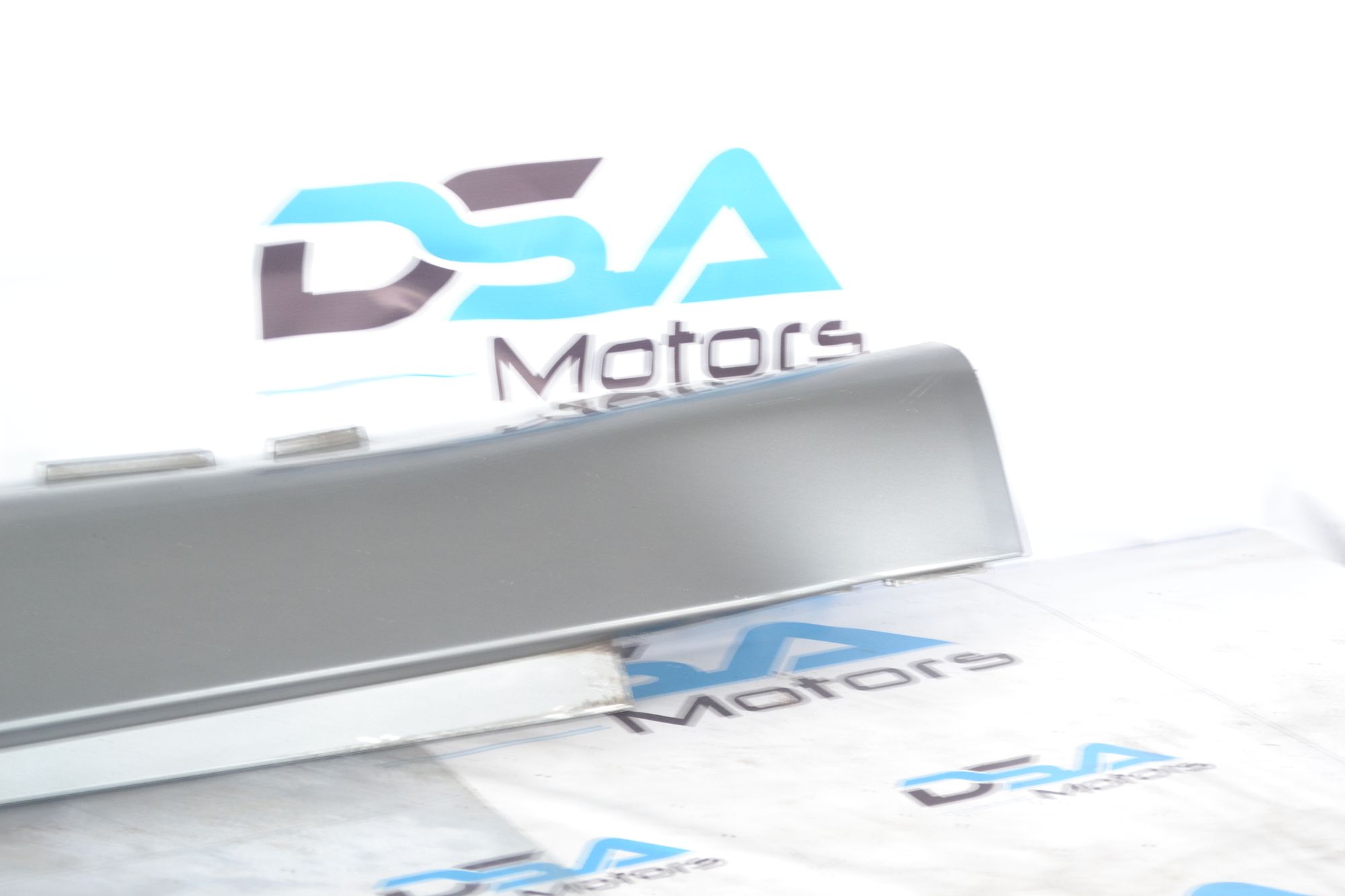 https://ycs.partsauto.market/partsauto-images/thmbs/userImages/b7628e092085f1f91467af1afb6e7630/part/e31ec0b7-287a-42ea-9d89-0f0c53c70e04_1781013949728.jpg