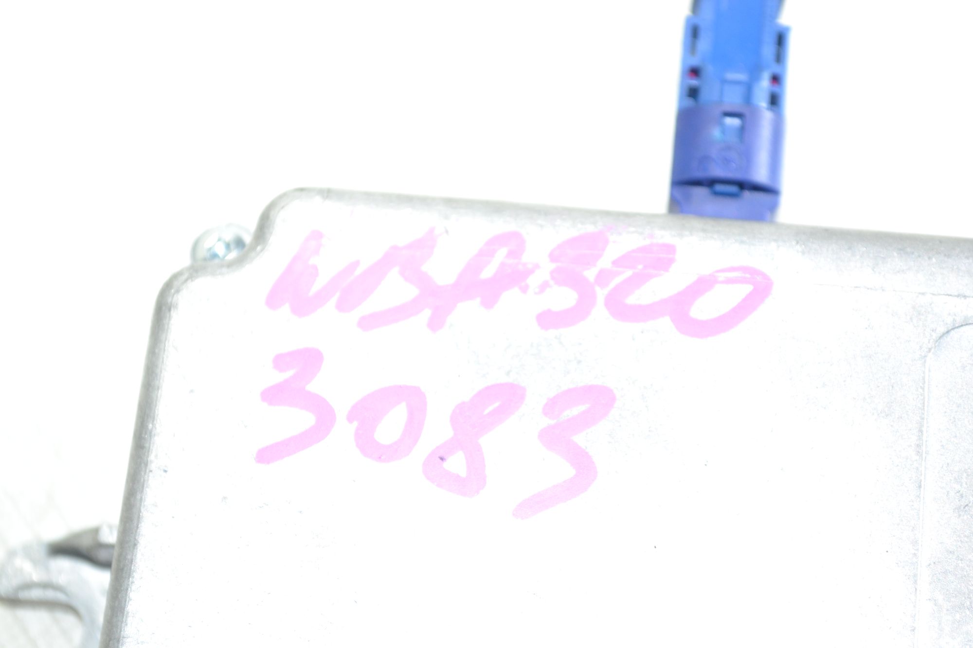 https://ycs.partsauto.market/partsauto-images/thmbs/userImages/b7628e092085f1f91467af1afb6e7630/part/e361b493-f90f-4579-bb8a-2ab0066e4b01_1780304753139.jpg