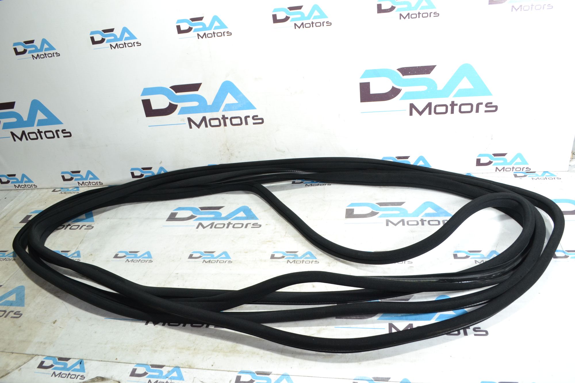 https://ycs.partsauto.market/partsauto-images/thmbs/userImages/b7628e092085f1f91467af1afb6e7630/part/e37432c2-df1a-453b-9813-6857b7e79192_1783060439416.jpg