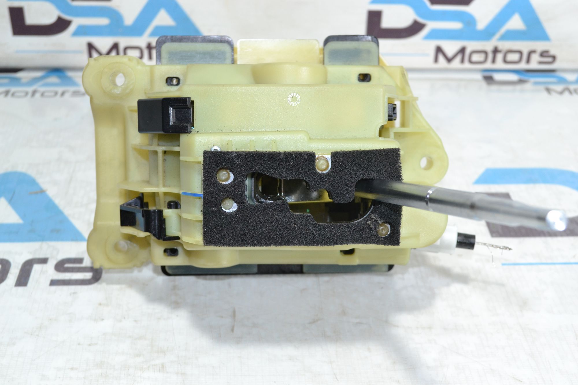 https://ycs.partsauto.market/partsauto-images/thmbs/userImages/b7628e092085f1f91467af1afb6e7630/part/e3c4f22f-1d27-488b-86a5-ca7eca6bcc8c_1779198446586.jpg