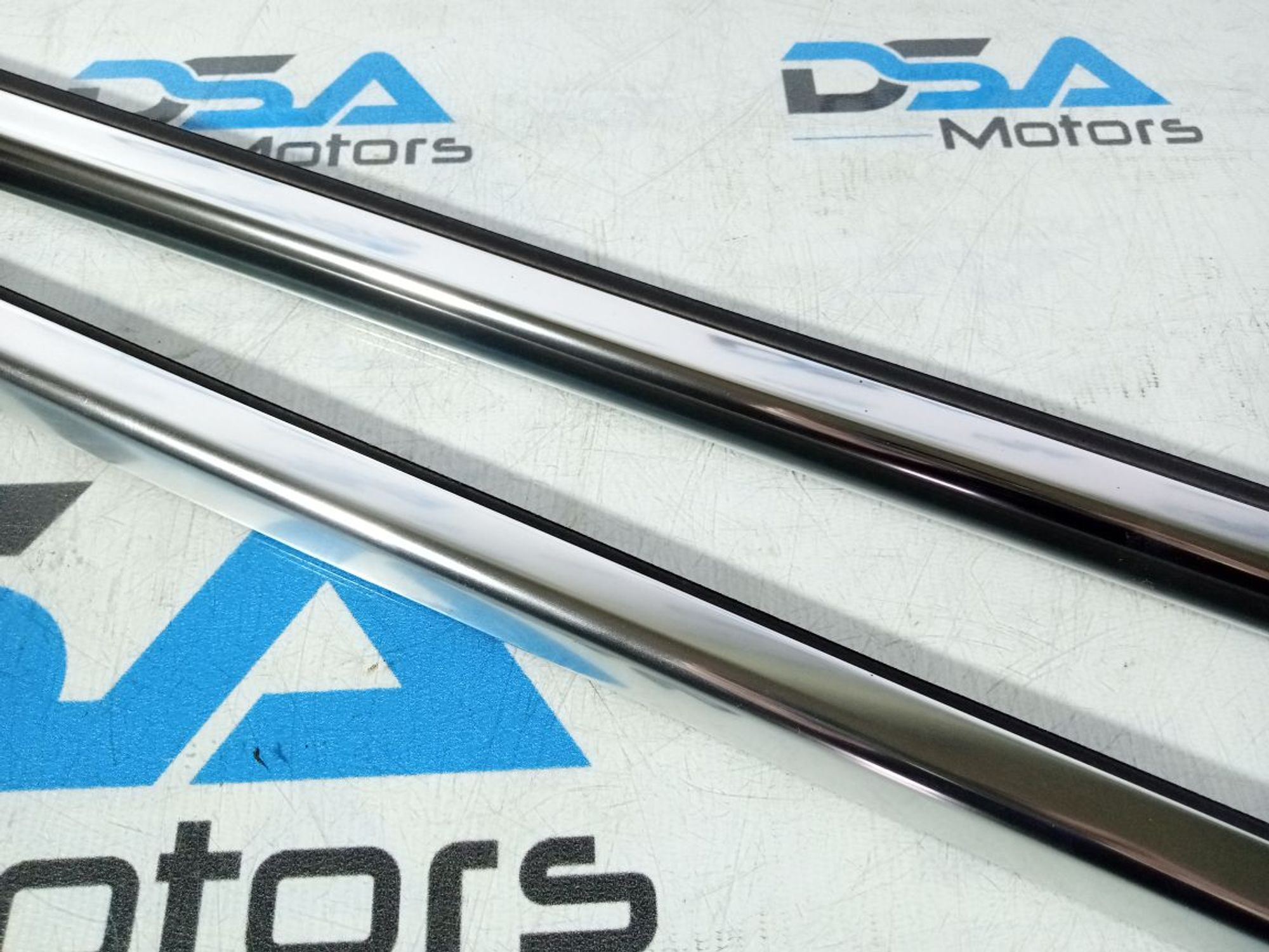 https://ycs.partsauto.market/partsauto-images/thmbs/userImages/b7628e092085f1f91467af1afb6e7630/part/e427e0f1-e0a7-432d-a3d0-aac6a1fa3391_1742647191617.jpg