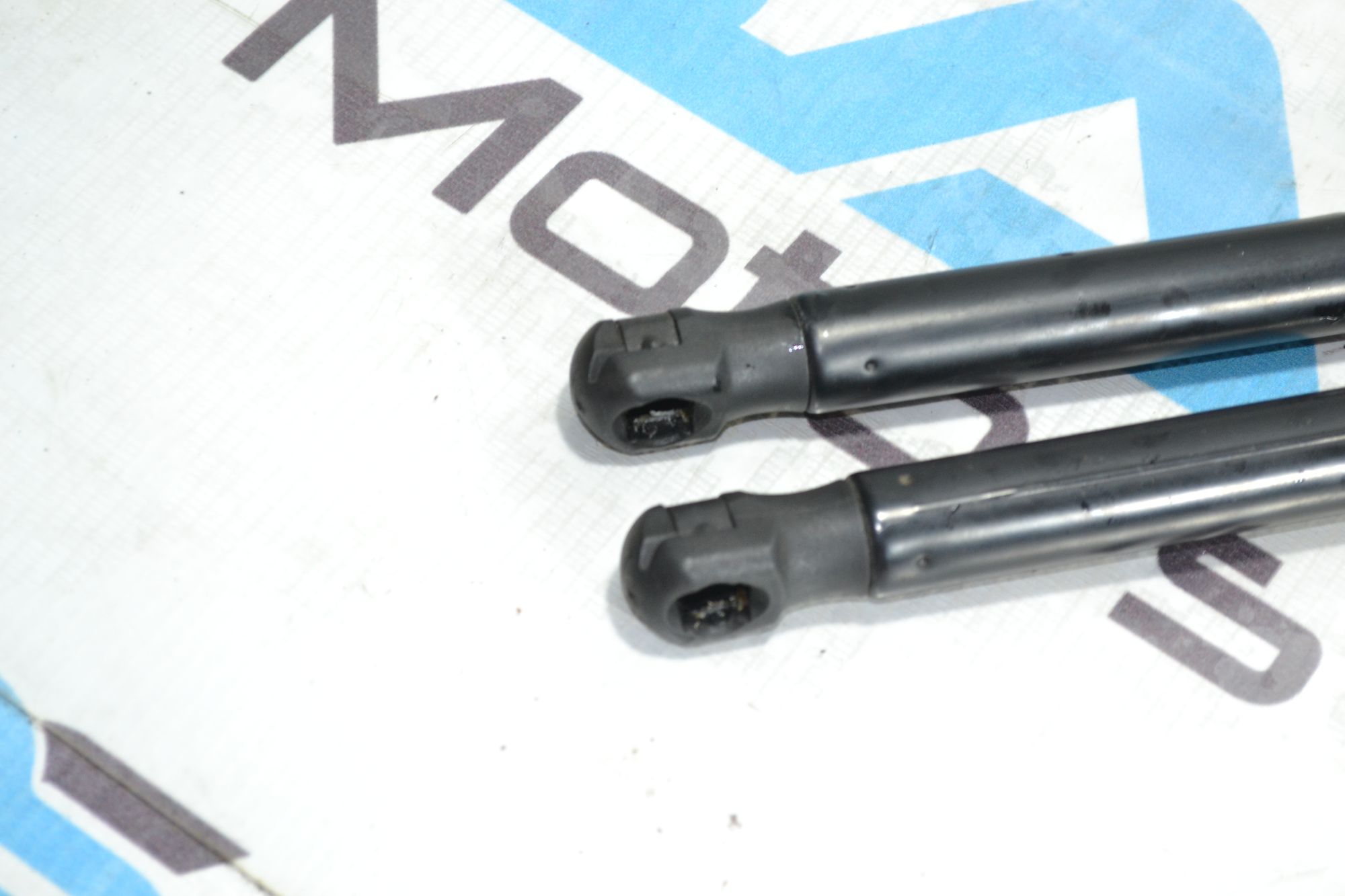 https://ycs.partsauto.market/partsauto-images/thmbs/userImages/b7628e092085f1f91467af1afb6e7630/part/e4836116-cc62-42fe-b9a8-dca1f04cd582_1780321687205.jpg