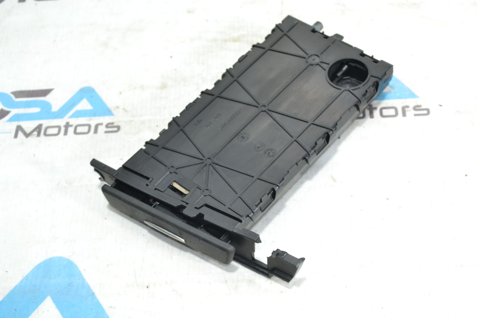 https://ycs.partsauto.market/partsauto-images/thmbs/userImages/b7628e092085f1f91467af1afb6e7630/part/e4a42b7b-7608-4c78-b1be-d0147c93f727_1780482697360.jpg