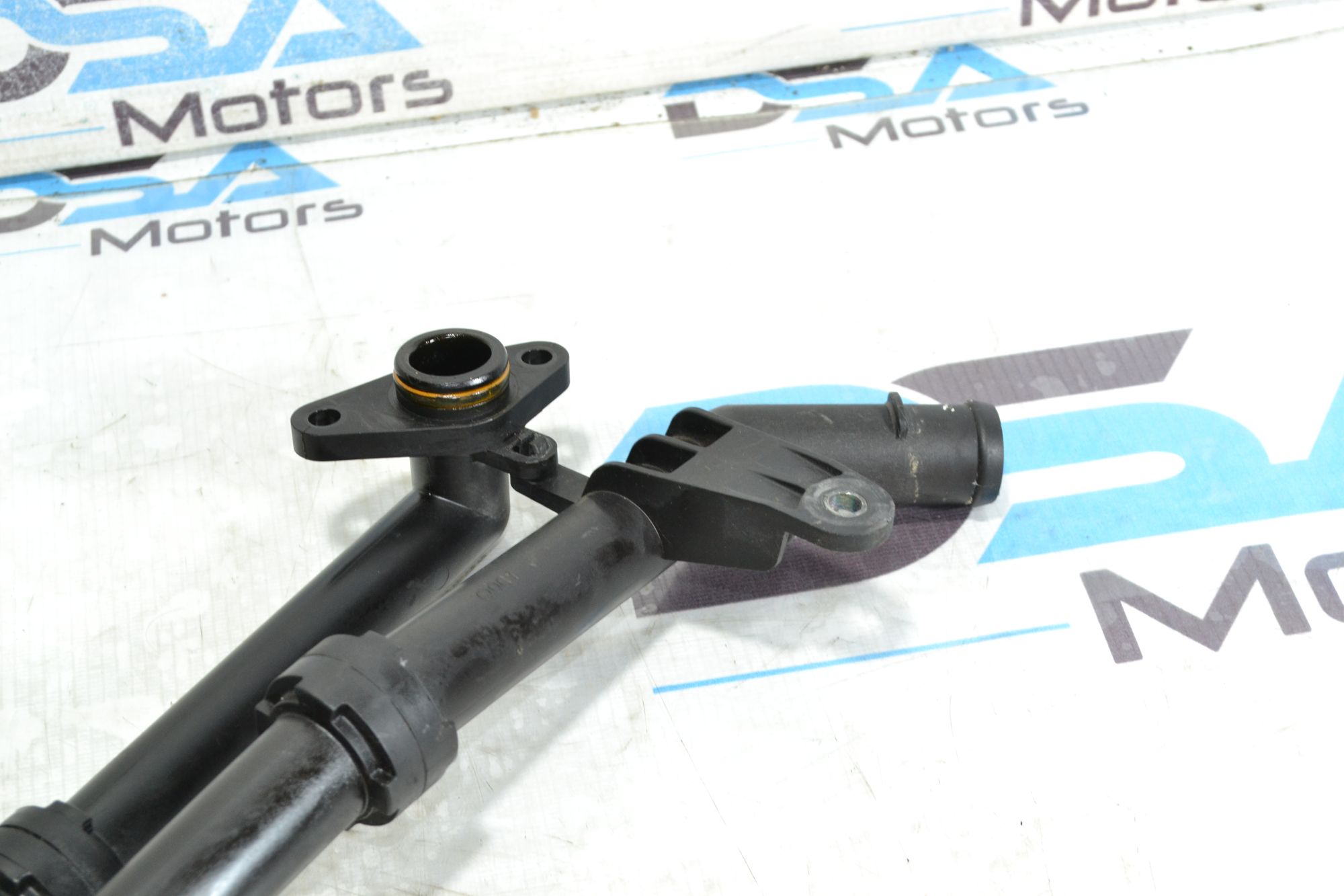 https://ycs.partsauto.market/partsauto-images/thmbs/userImages/b7628e092085f1f91467af1afb6e7630/part/e54e1d8b-ea90-42d7-9696-e83eb6a8dc89_1783491047892.jpg