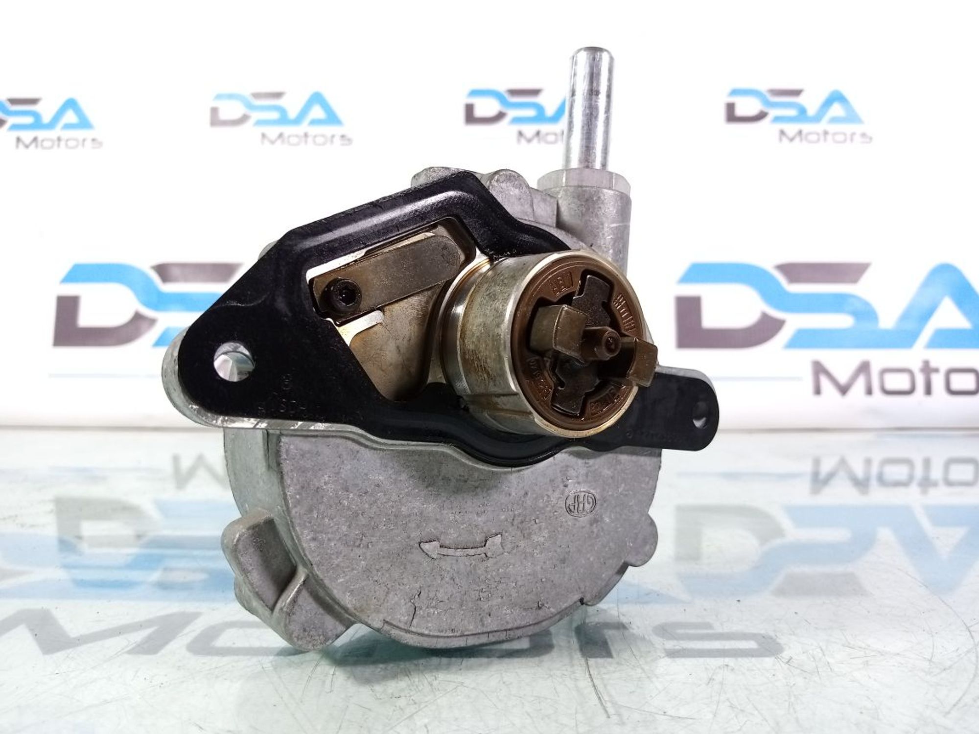https://ycs.partsauto.market/partsauto-images/thmbs/userImages/b7628e092085f1f91467af1afb6e7630/part/e55a56be-0093-4578-b288-a83103b6893f_1744702555693.jpg