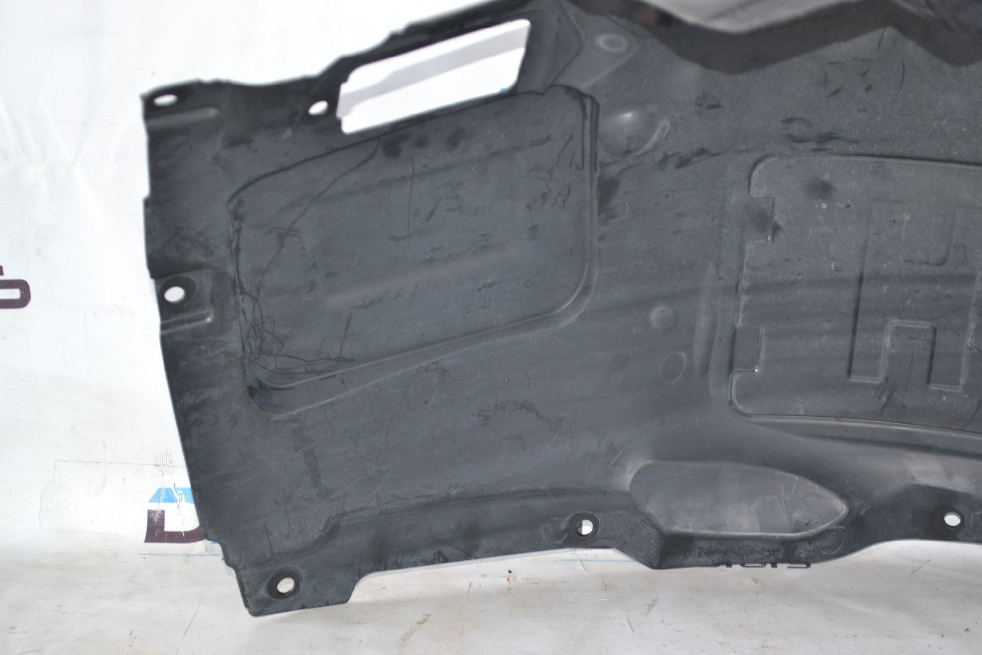 https://ycs.partsauto.market/partsauto-images/thmbs/userImages/b7628e092085f1f91467af1afb6e7630/part/e56ce10e-025b-44f8-9ca4-80388d6a3855_1785163325663.jpg