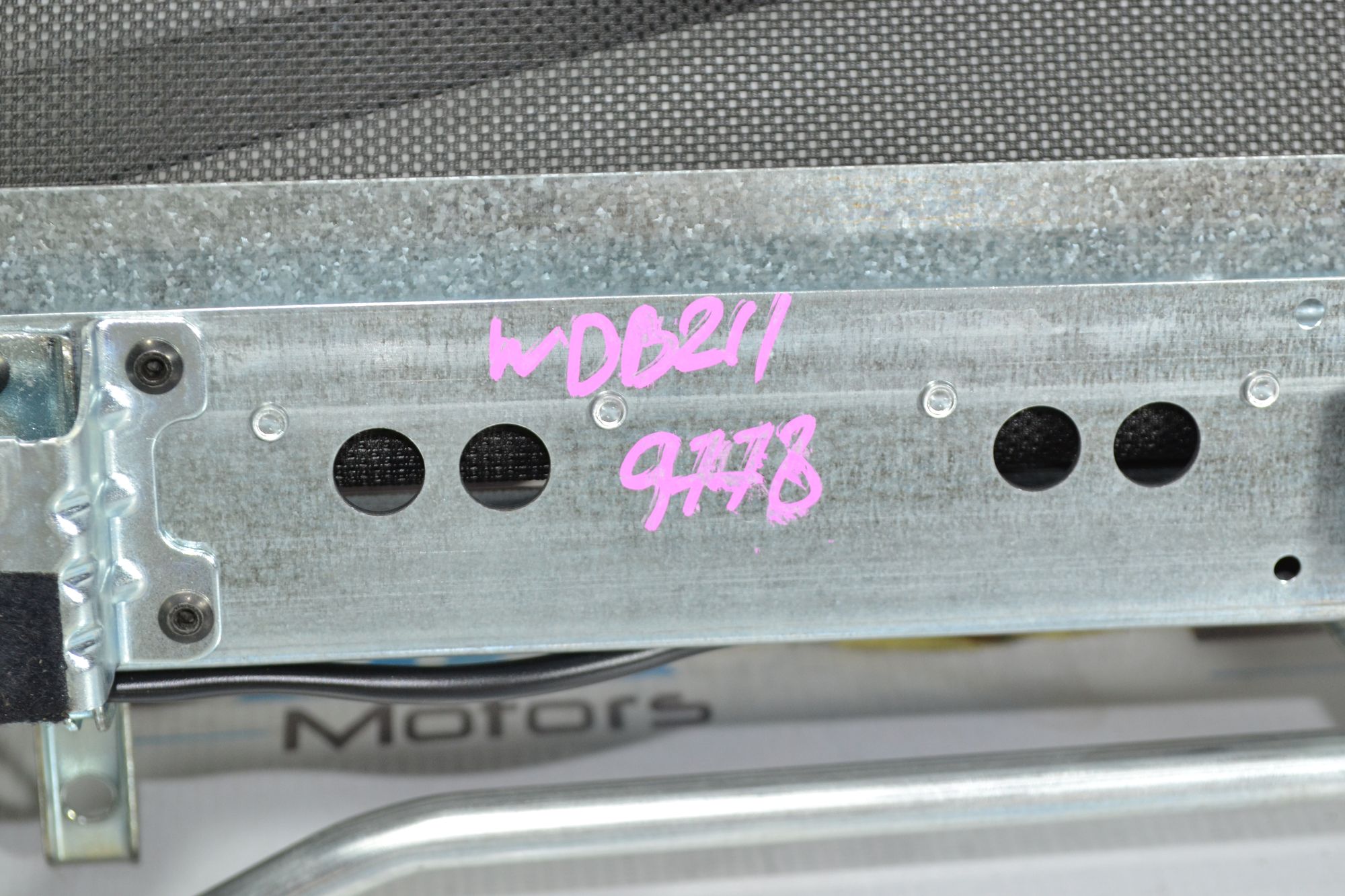 https://ycs.partsauto.market/partsauto-images/thmbs/userImages/b7628e092085f1f91467af1afb6e7630/part/e5e8300d-4ed0-494d-ba2c-a1aba4c0cf1c_1780666898600.jpg