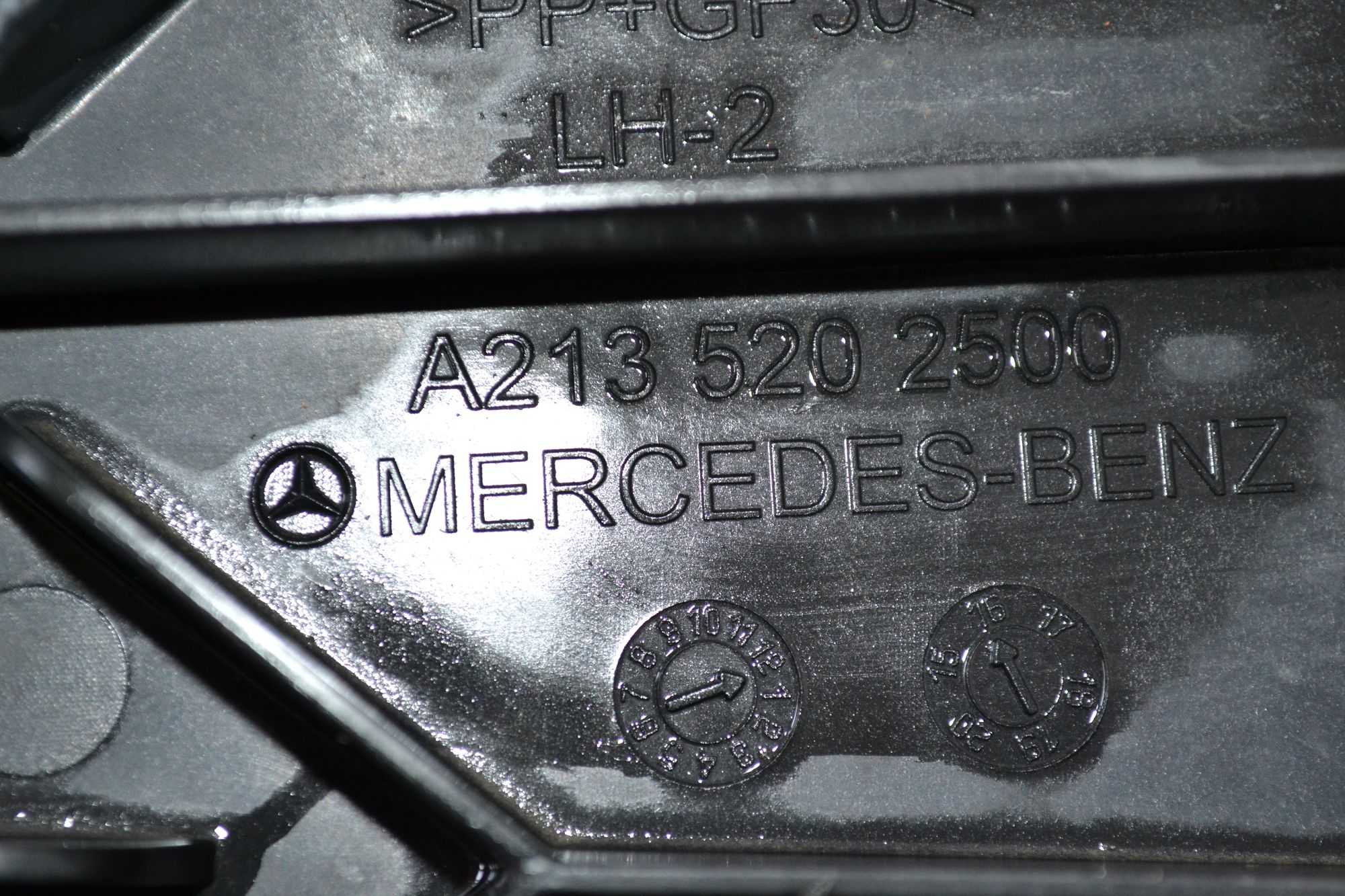 https://ycs.partsauto.market/partsauto-images/thmbs/userImages/b7628e092085f1f91467af1afb6e7630/part/e6a4a565-6297-4361-83e2-80979f48dd32_1784881333484.jpg