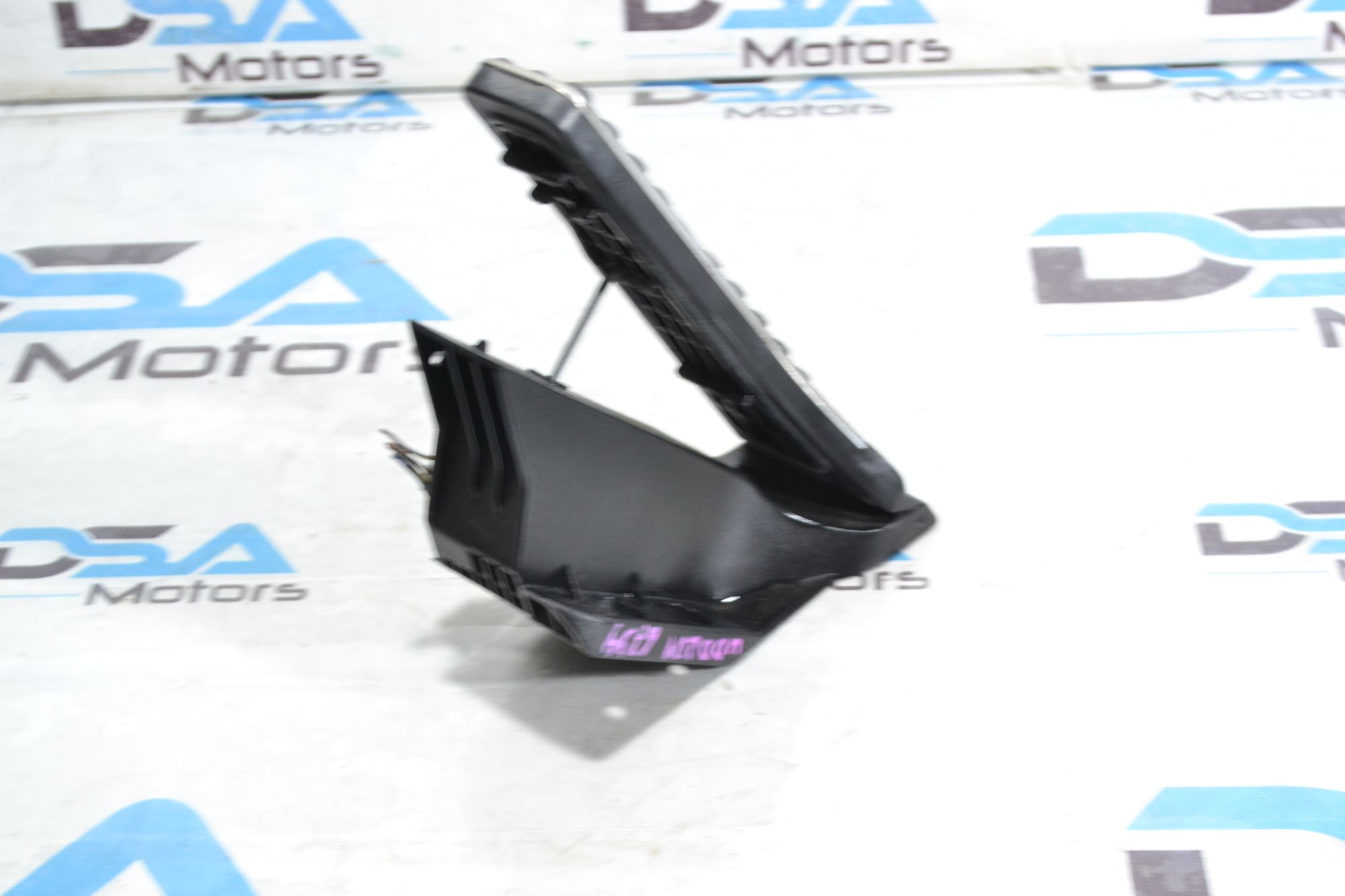https://ycs.partsauto.market/partsauto-images/thmbs/userImages/b7628e092085f1f91467af1afb6e7630/part/e6a66964-95eb-4f01-8876-a0667c60254c_1780924832593.jpg