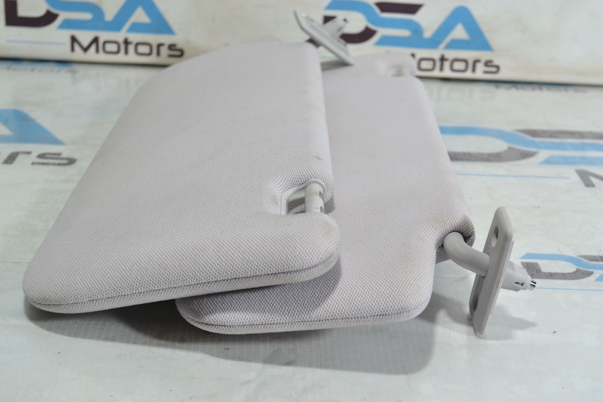 https://ycs.partsauto.market/partsauto-images/thmbs/userImages/b7628e092085f1f91467af1afb6e7630/part/e6c8d375-e5ab-4b73-8583-c630e541e945_1779347869001.jpg