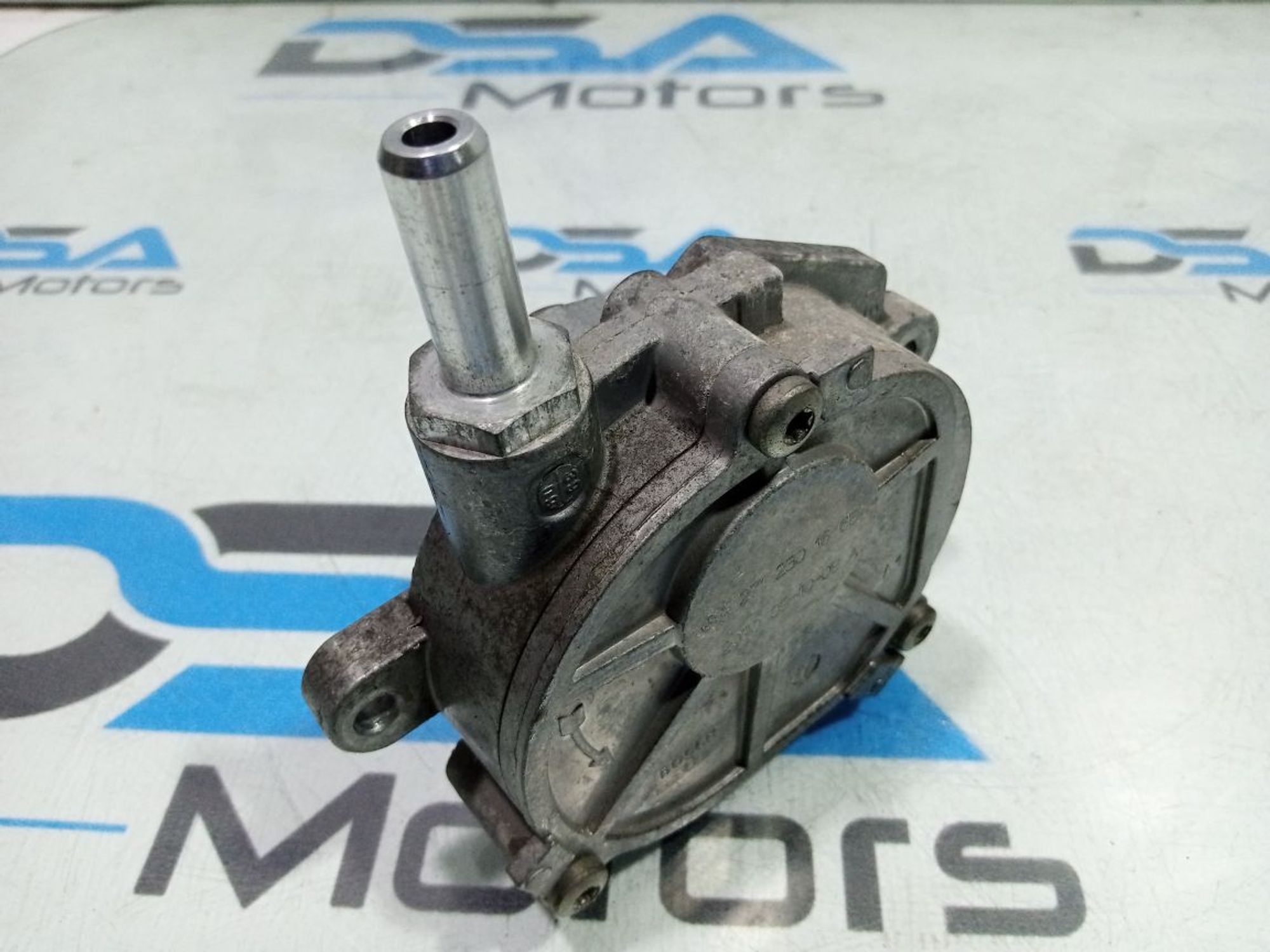 https://ycs.partsauto.market/partsauto-images/thmbs/userImages/b7628e092085f1f91467af1afb6e7630/part/e6df9e4a-45c1-4dbb-bfcf-3d502fe95c3e_1749062657138.jpg