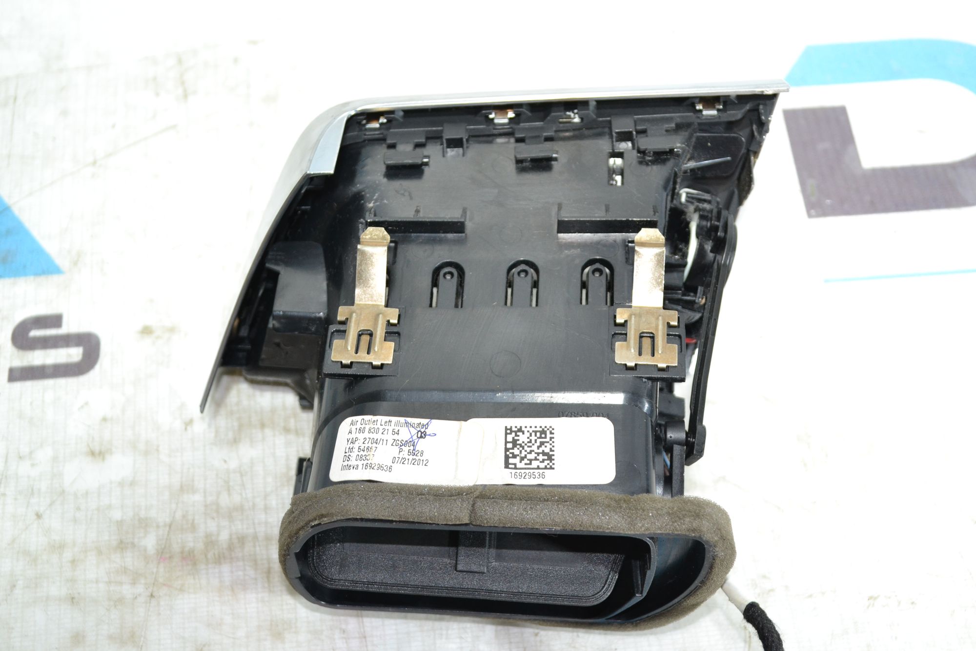 https://ycs.partsauto.market/partsauto-images/thmbs/userImages/b7628e092085f1f91467af1afb6e7630/part/e6ecab09-f2ff-4984-b5fd-a194e86c5128_1785503460631.jpg