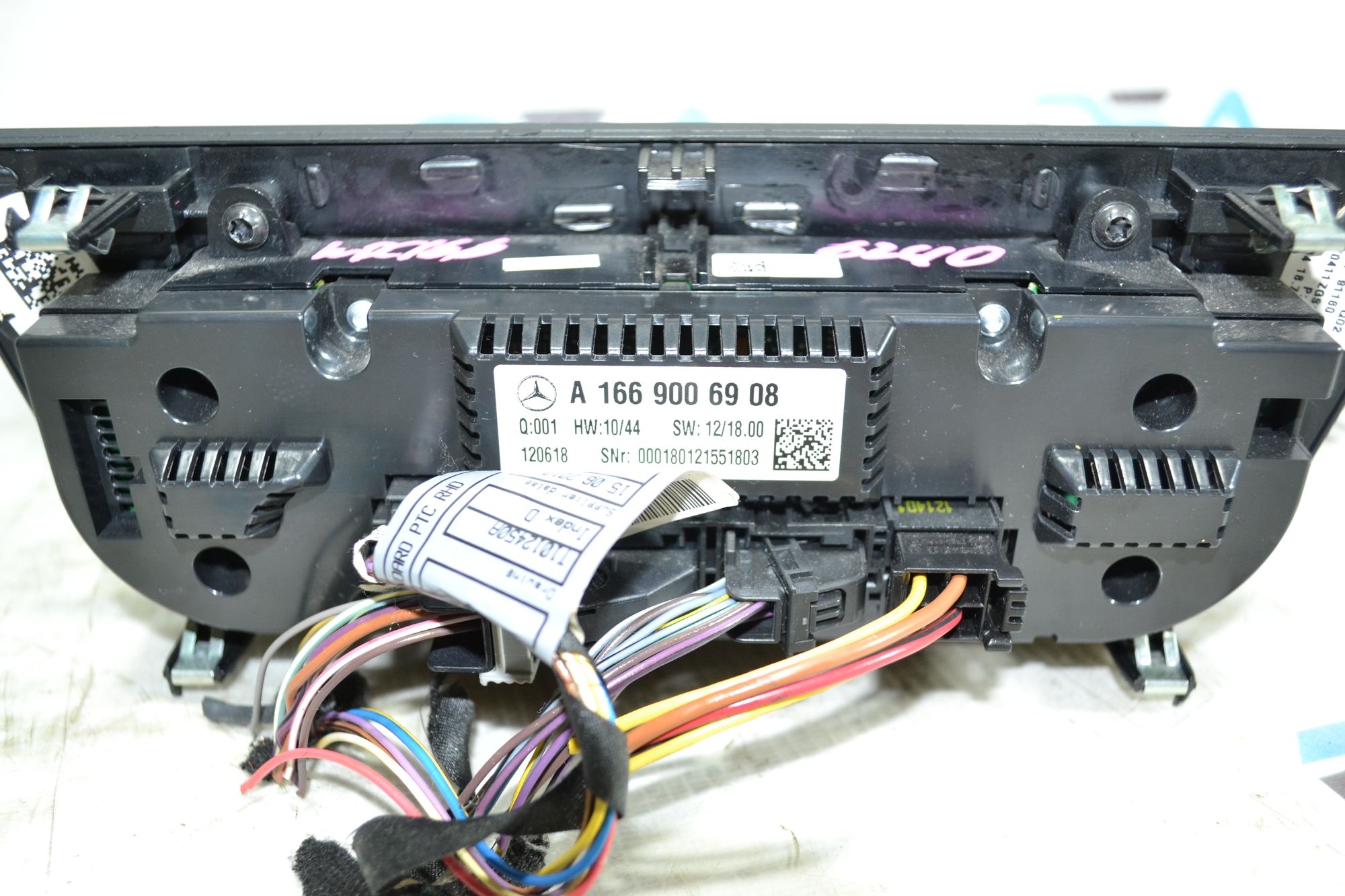 https://ycs.partsauto.market/partsauto-images/thmbs/userImages/b7628e092085f1f91467af1afb6e7630/part/e78e754d-d1e7-42ca-8b9d-9ae9ba67057c_1784021567133.jpg