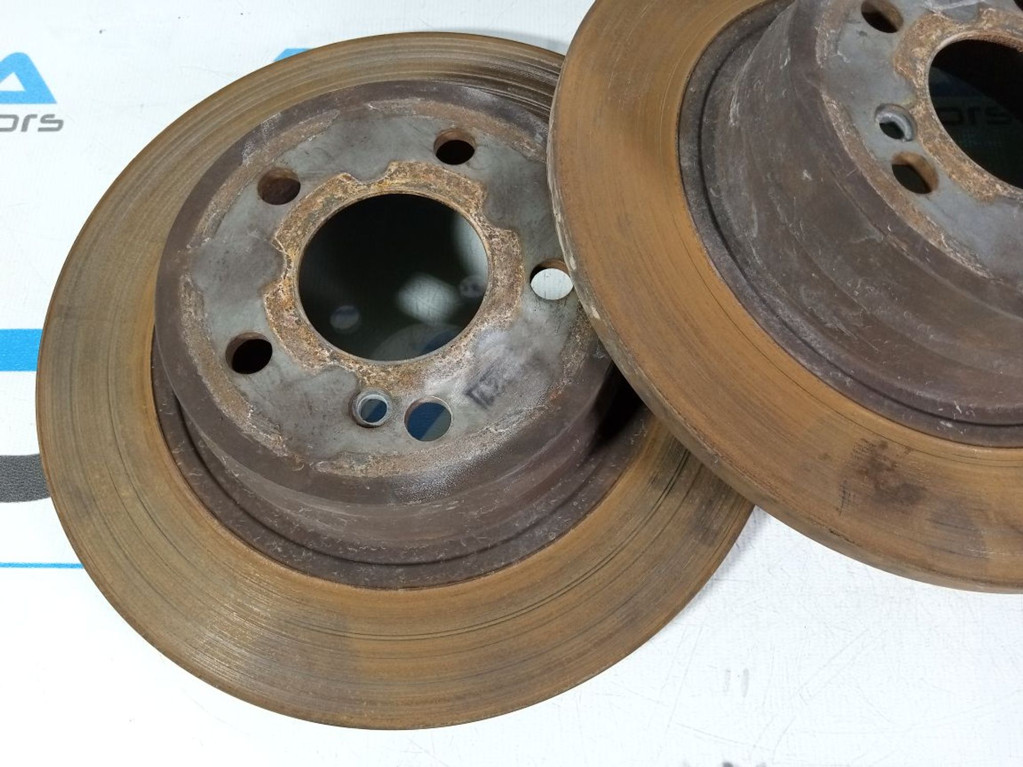 https://ycs.partsauto.market/partsauto-images/thmbs/userImages/b7628e092085f1f91467af1afb6e7630/part/e7b20a60-eaa9-4b0e-9089-479a47c6504a_1744883105725.jpg