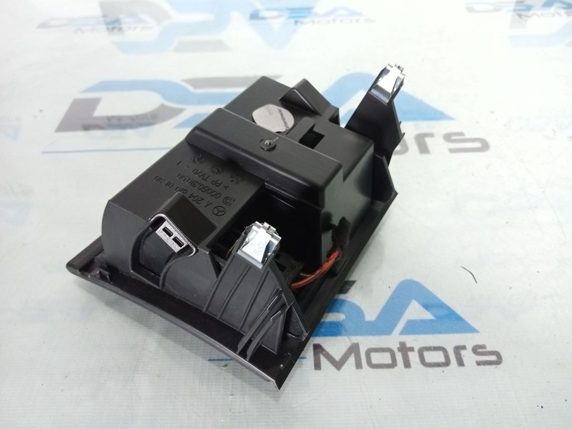 https://ycs.partsauto.market/partsauto-images/thmbs/userImages/b7628e092085f1f91467af1afb6e7630/part/e7c3cb17-ecd0-477a-b4f5-959b8b909b32_1733848692176.jpg