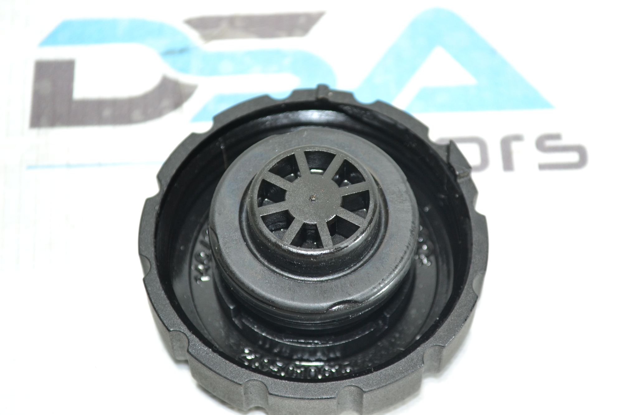 https://ycs.partsauto.market/partsauto-images/thmbs/userImages/b7628e092085f1f91467af1afb6e7630/part/e7d8c50b-bdda-483e-b288-66fb874588f9_1779891757824.jpg