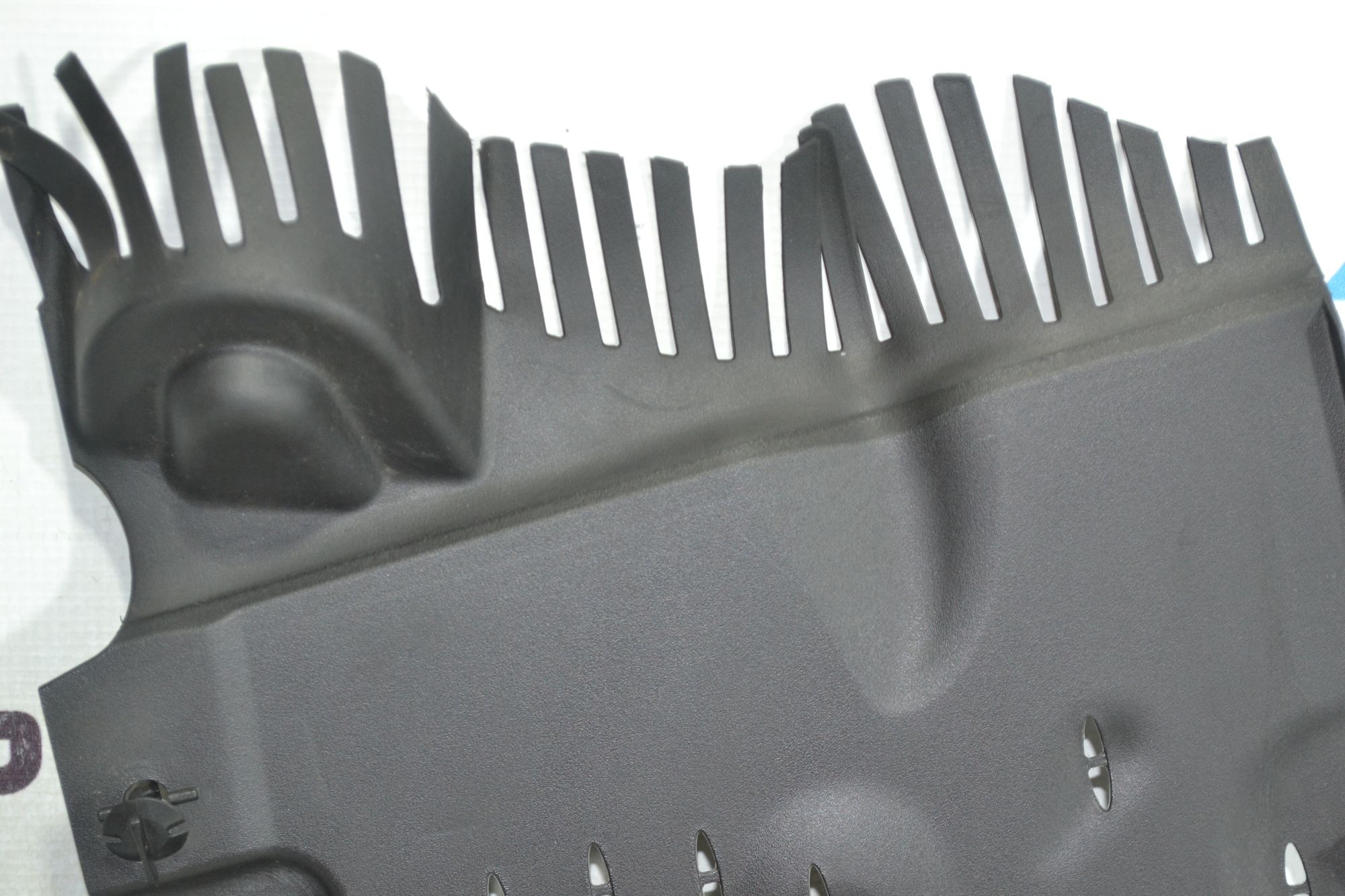 https://ycs.partsauto.market/partsauto-images/thmbs/userImages/b7628e092085f1f91467af1afb6e7630/part/e812210c-8f66-460b-b01e-0c512d8467d6_1781266408446.jpg