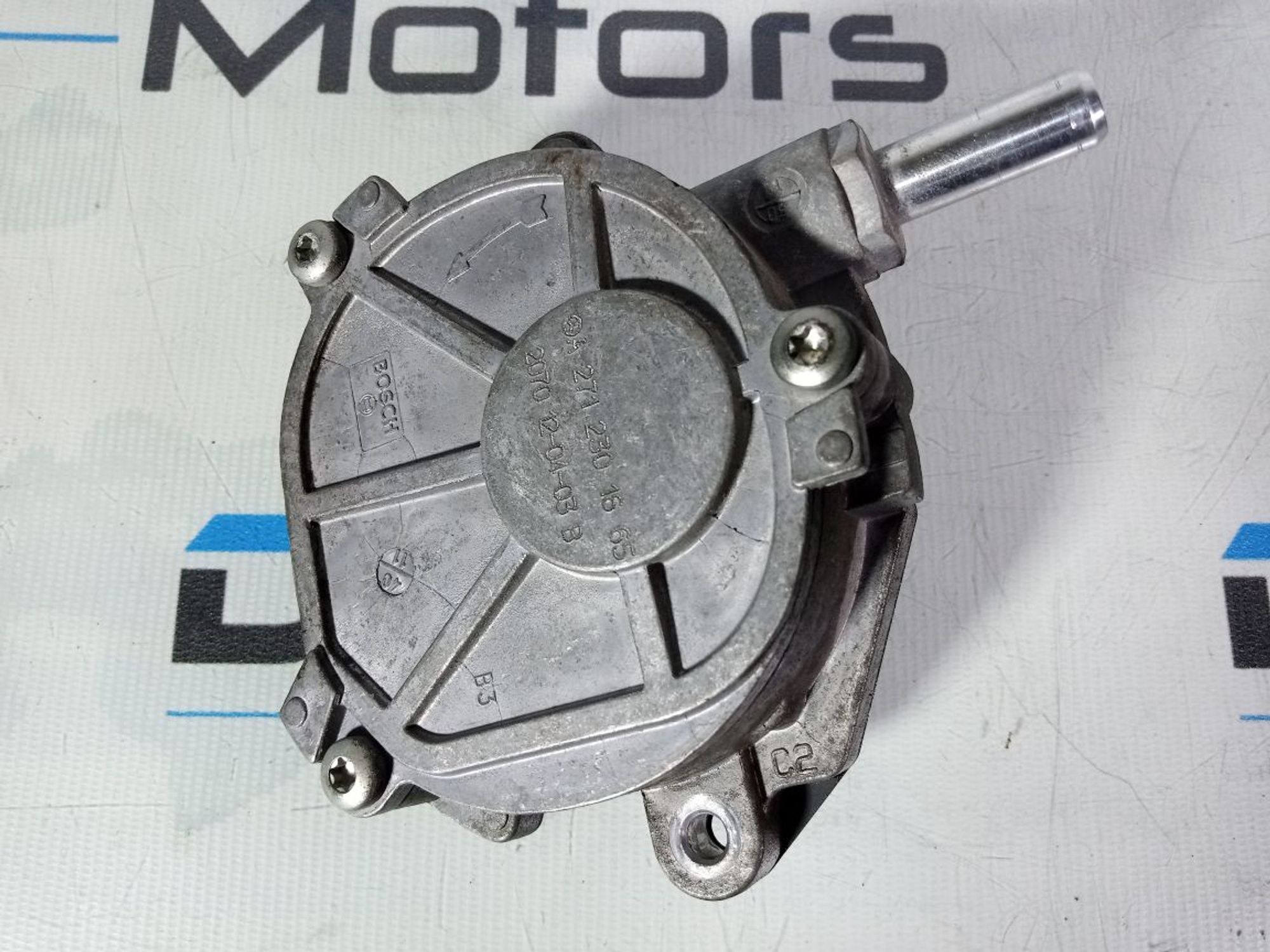 https://ycs.partsauto.market/partsauto-images/thmbs/userImages/b7628e092085f1f91467af1afb6e7630/part/e87eae2b-0962-4055-8679-7c4b3a8528ee_1742013964338.jpg