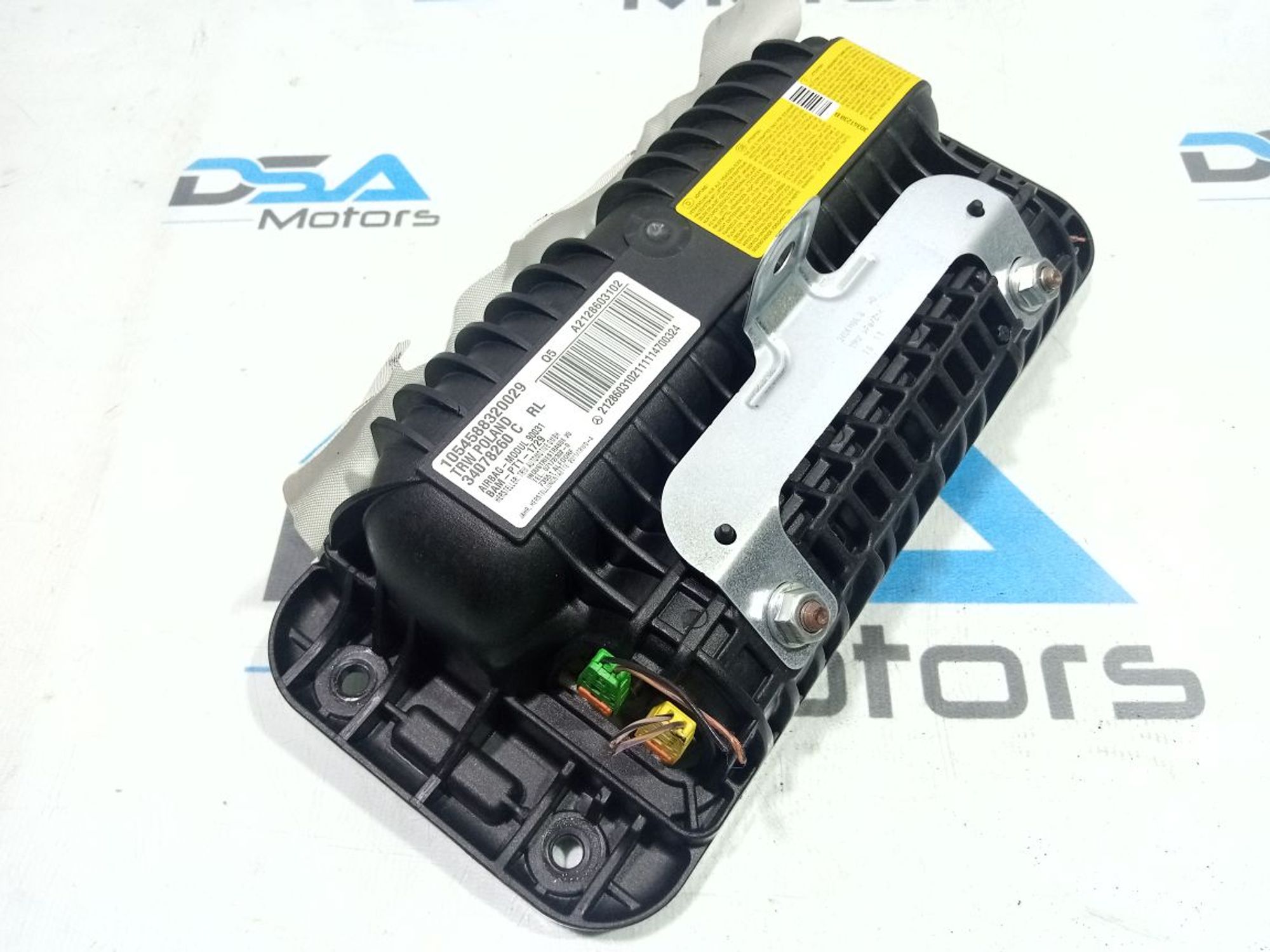 https://ycs.partsauto.market/partsauto-images/thmbs/userImages/b7628e092085f1f91467af1afb6e7630/part/e8eaedbb-592e-4e5d-b73e-7e6fac67016d_1748868823759.jpg