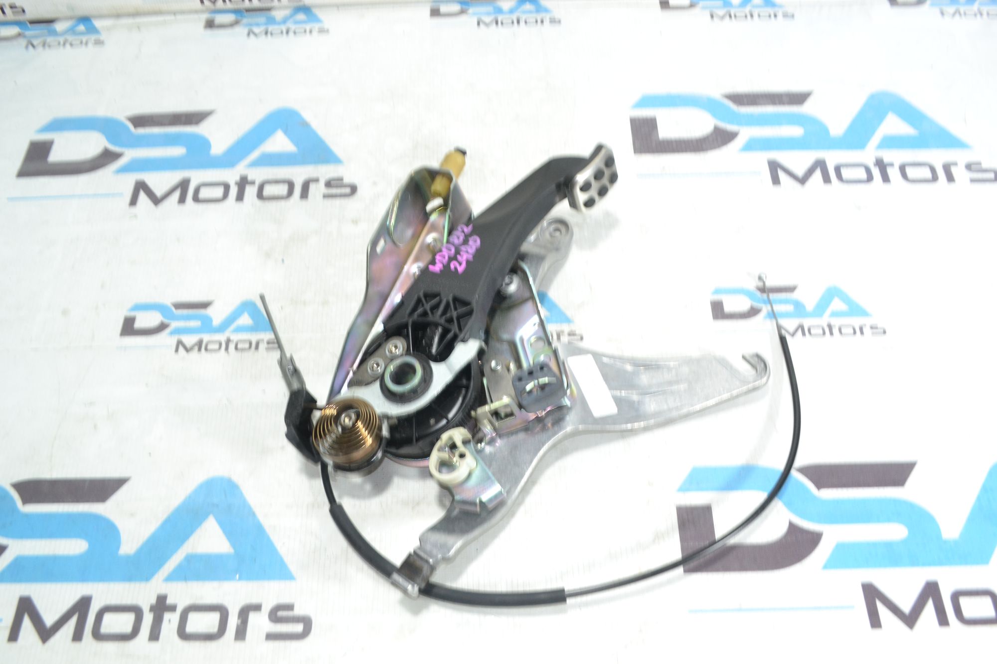 https://ycs.partsauto.market/partsauto-images/thmbs/userImages/b7628e092085f1f91467af1afb6e7630/part/e904f30d-5ead-4527-91d1-373f173fd06f_1781170047206.jpg