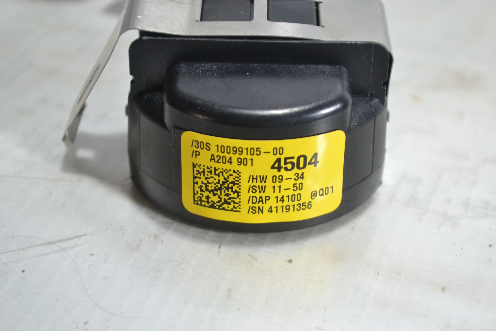 https://ycs.partsauto.market/partsauto-images/thmbs/userImages/b7628e092085f1f91467af1afb6e7630/part/e914d3f8-3fc5-4c72-98d9-00d466706dc4_1781241587738.jpg
