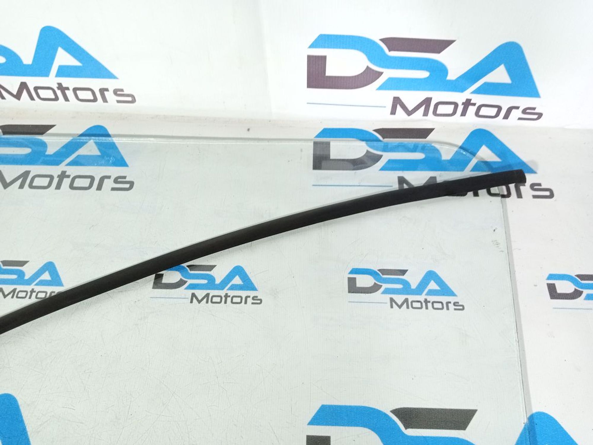 https://ycs.partsauto.market/partsauto-images/thmbs/userImages/b7628e092085f1f91467af1afb6e7630/part/e9350d50-1ebf-4a1c-9a48-de8f47d909f2_1747337187000.jpg