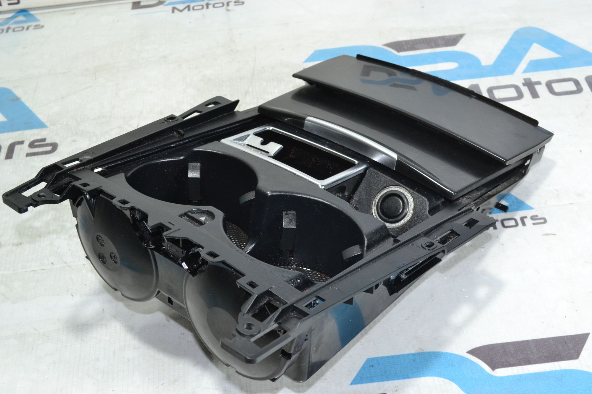 https://ycs.partsauto.market/partsauto-images/thmbs/userImages/b7628e092085f1f91467af1afb6e7630/part/e9656a04-1504-4a0a-8a93-02d35efbb400_1779945591019.jpg