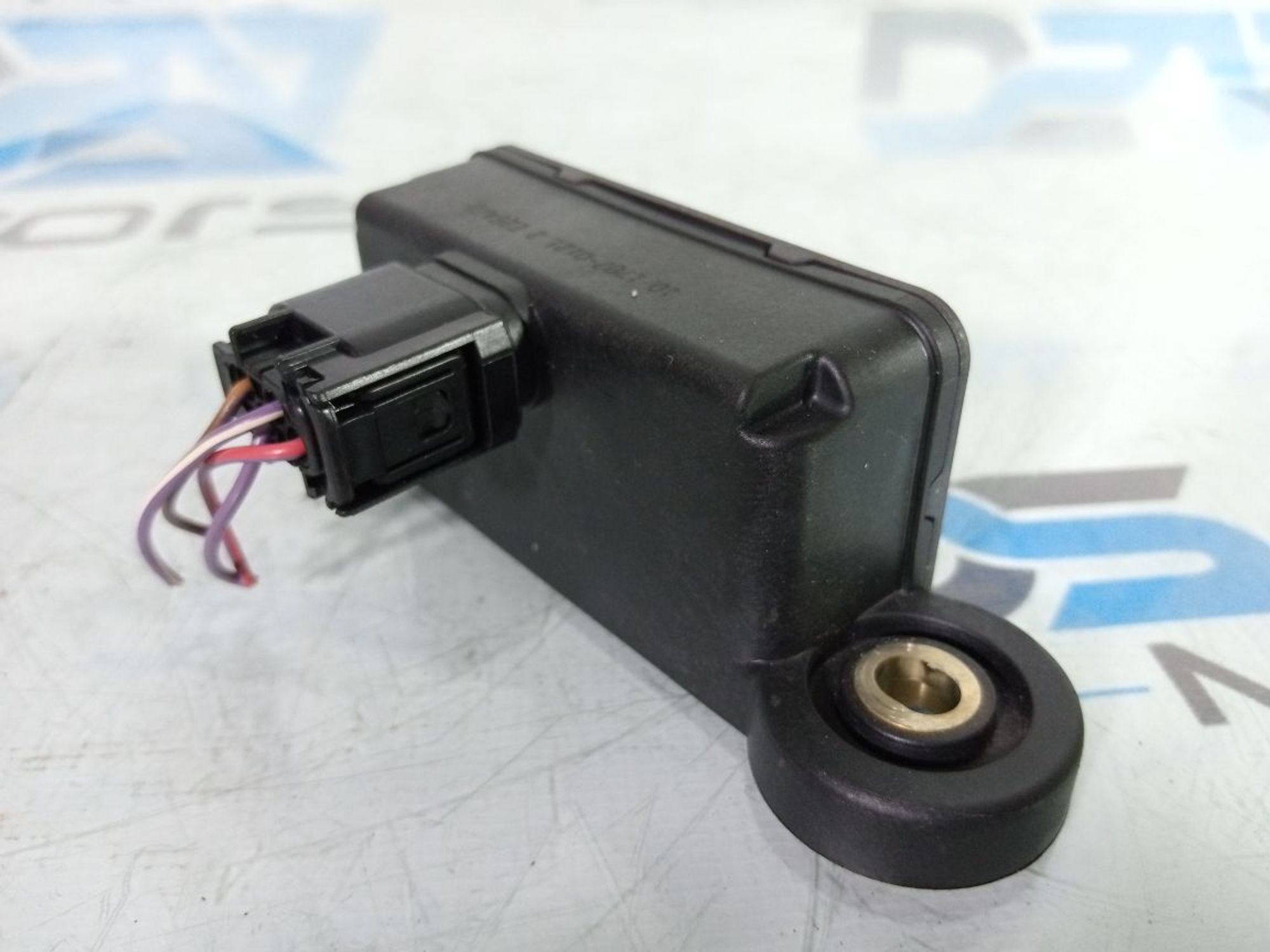 https://ycs.partsauto.market/partsauto-images/thmbs/userImages/b7628e092085f1f91467af1afb6e7630/part/e9853d65-e20f-4faa-895b-6aa2d4413f5f_1735312894561.jpg