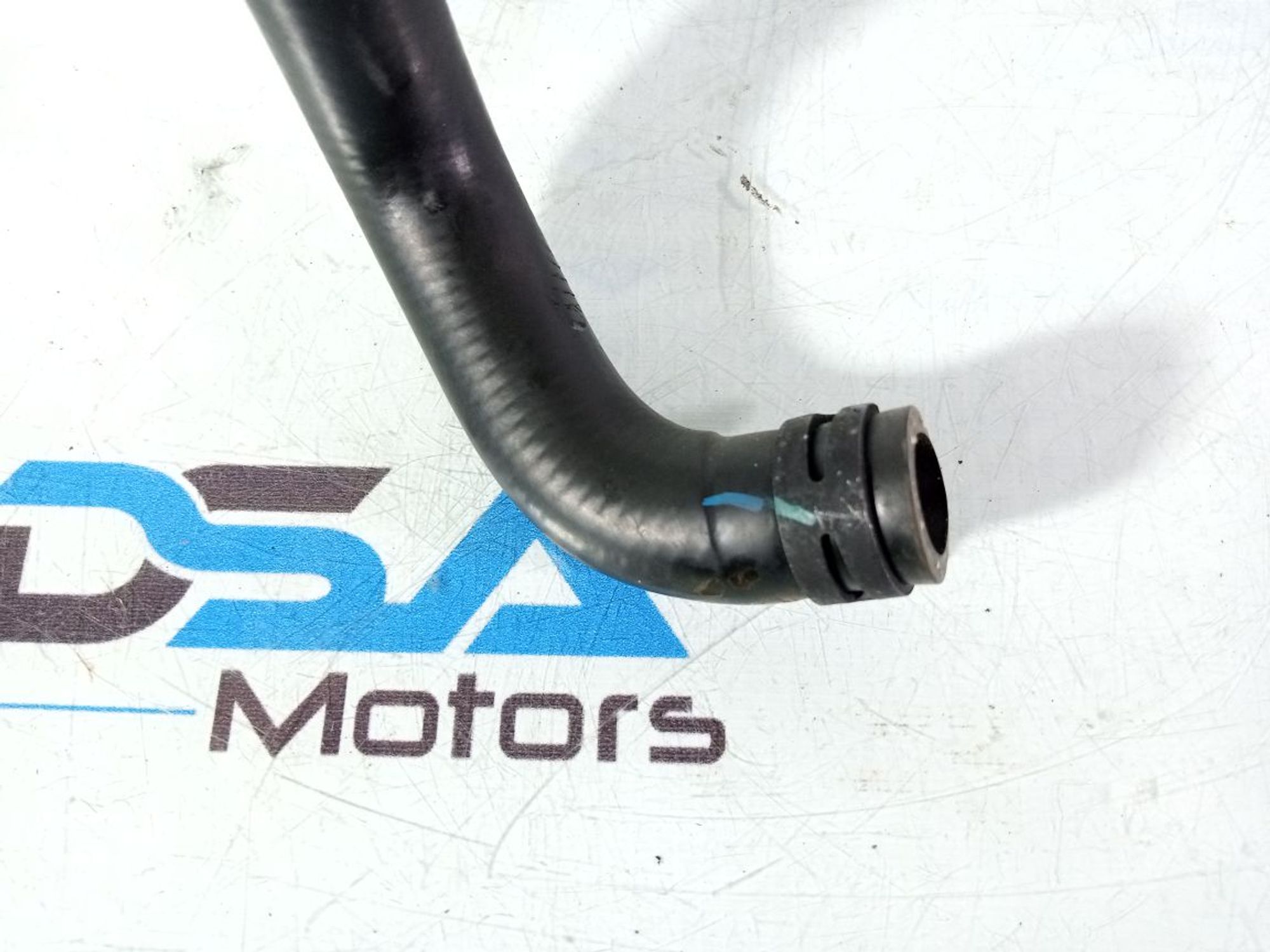 https://ycs.partsauto.market/partsauto-images/thmbs/userImages/b7628e092085f1f91467af1afb6e7630/part/e9a01636-6948-4446-8ddd-d3fb84352e99_1736850112685.jpg