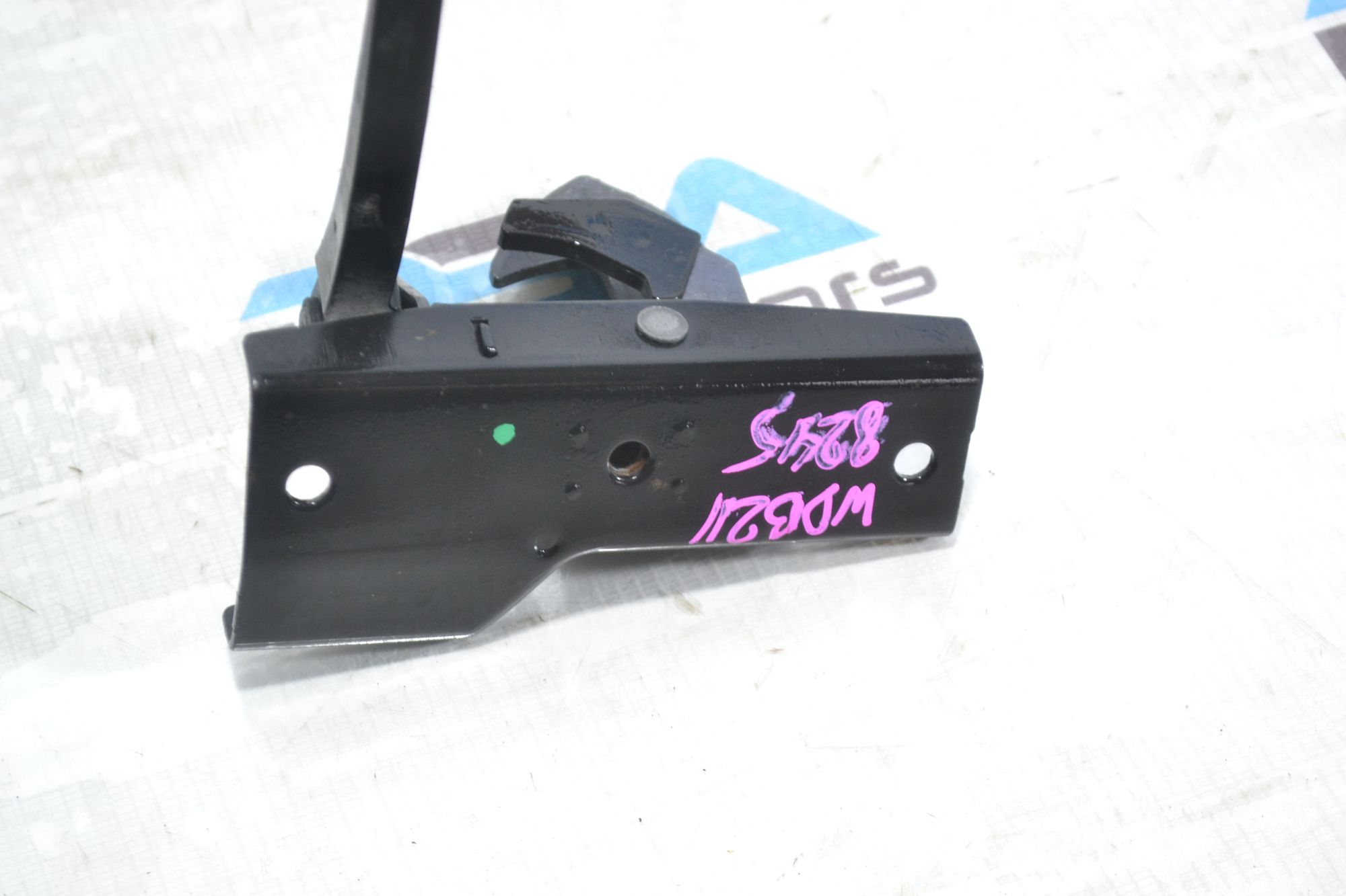 https://ycs.partsauto.market/partsauto-images/thmbs/userImages/b7628e092085f1f91467af1afb6e7630/part/e9ed05f3-d2aa-49ed-9f6c-9495d5cacc2d_1781004807763.jpg