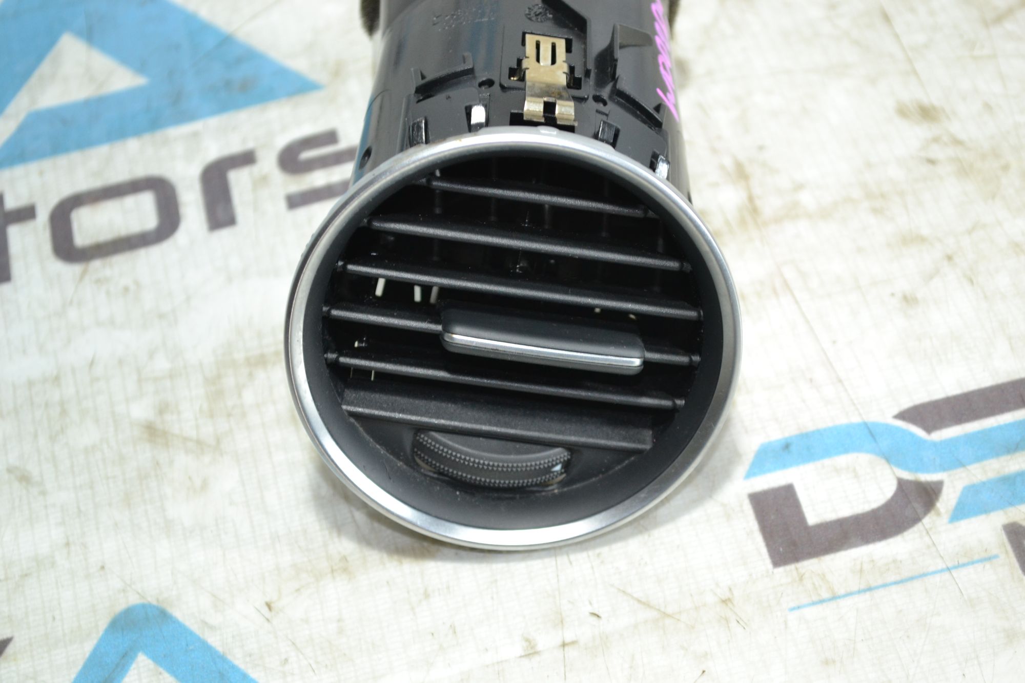 https://ycs.partsauto.market/partsauto-images/thmbs/userImages/b7628e092085f1f91467af1afb6e7630/part/ea4ccd51-c4ee-4f65-9d0a-013459af019d_1785502540418.jpg