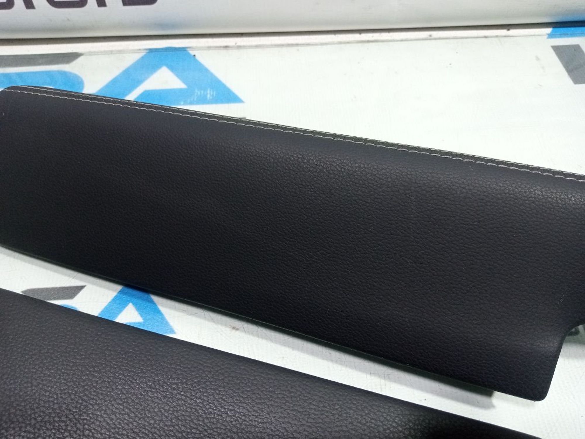 https://ycs.partsauto.market/partsauto-images/thmbs/userImages/b7628e092085f1f91467af1afb6e7630/part/eaa9933c-4495-41a8-bbbe-1697a828df2e_1748280273281.jpg